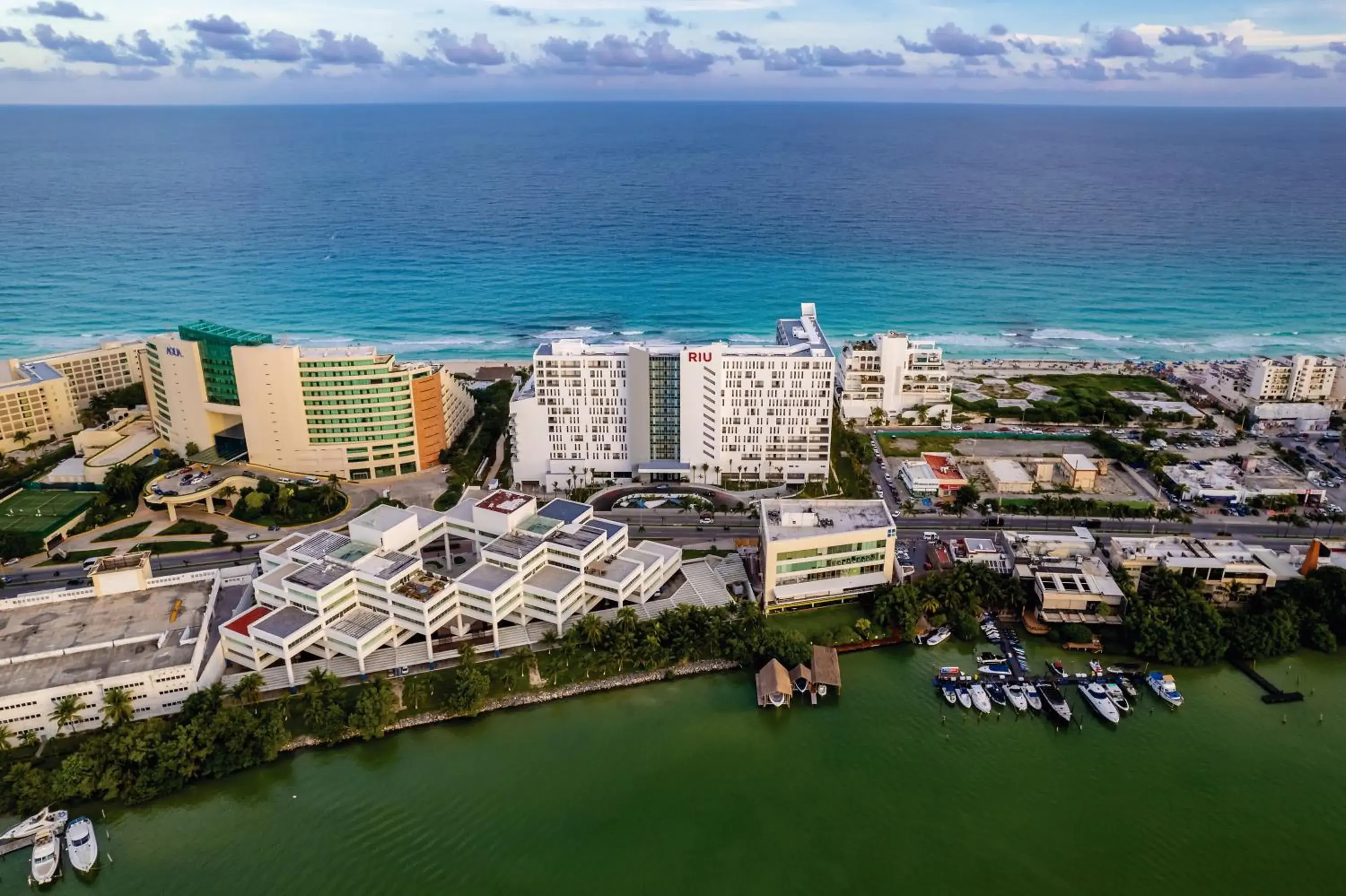 Bird's eye view in Riu Palace Kukulkan - Adults Only - All Inclusive Bird's eye view in Riu Palace Kukulkan - Adults Only - All Inclusive