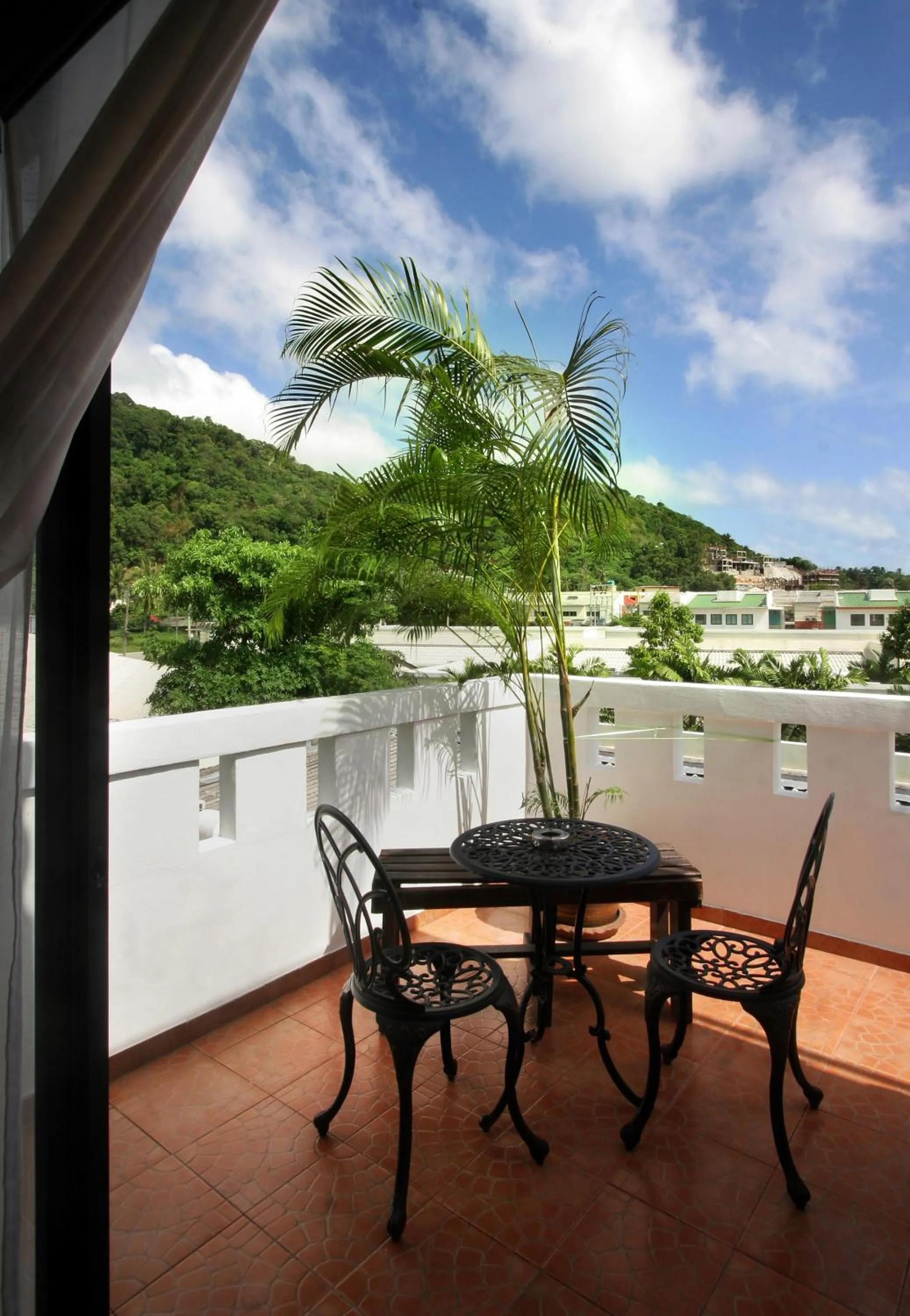 Balcony/Terrace in Karon Pool Hotel