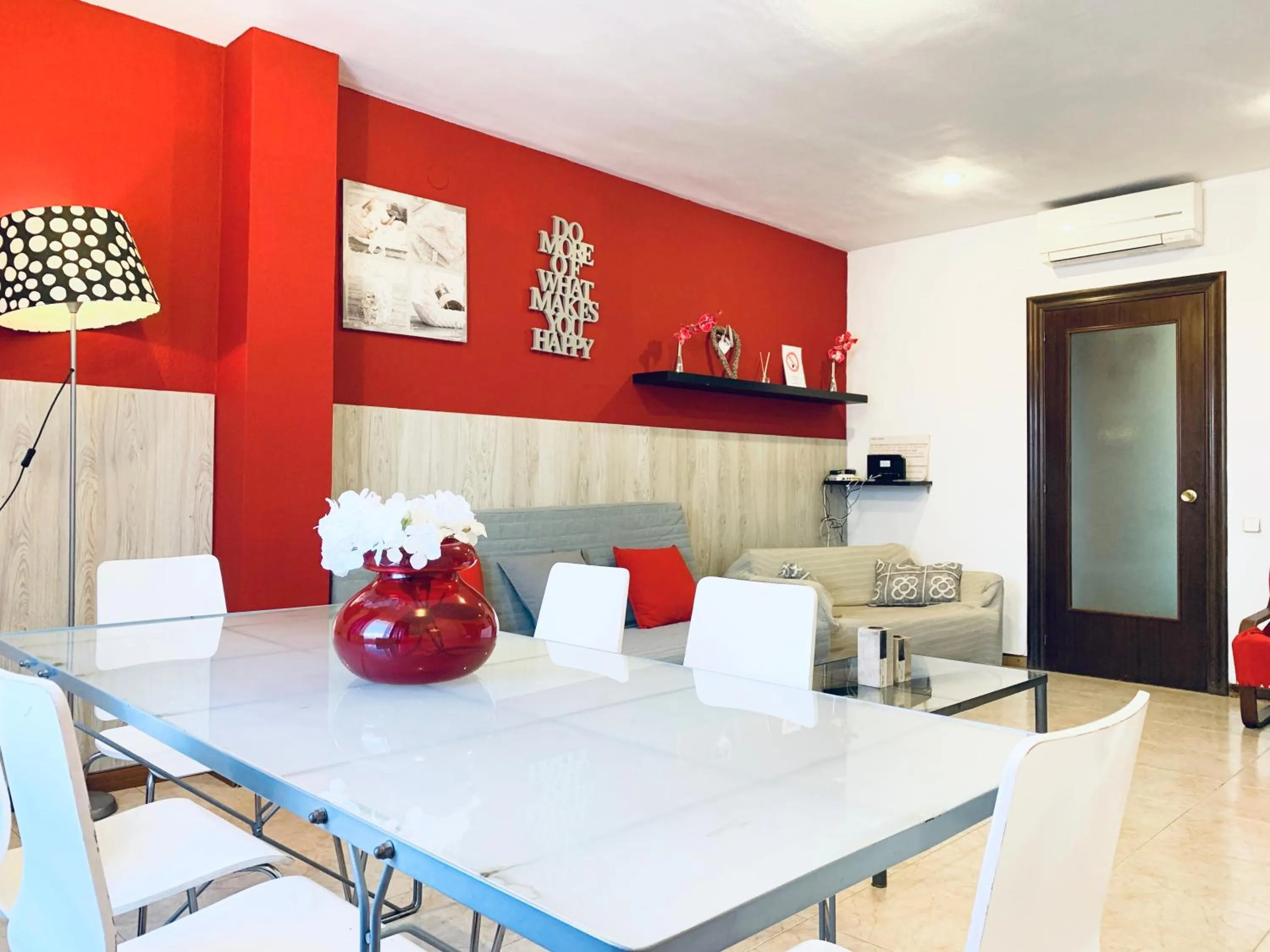 Living room in La Pedrera Residence