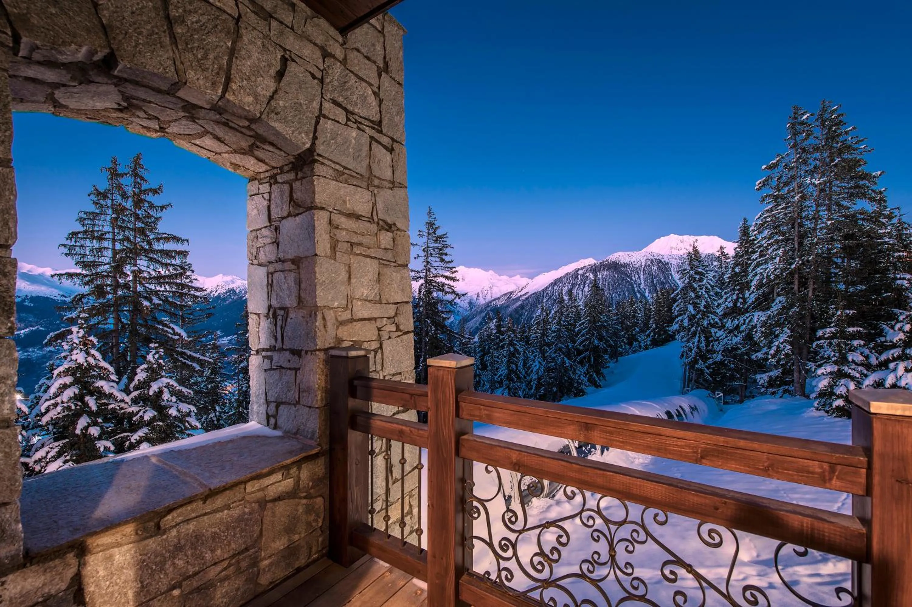 Mountain view in Apogée Courchevel, Oetker Hotels