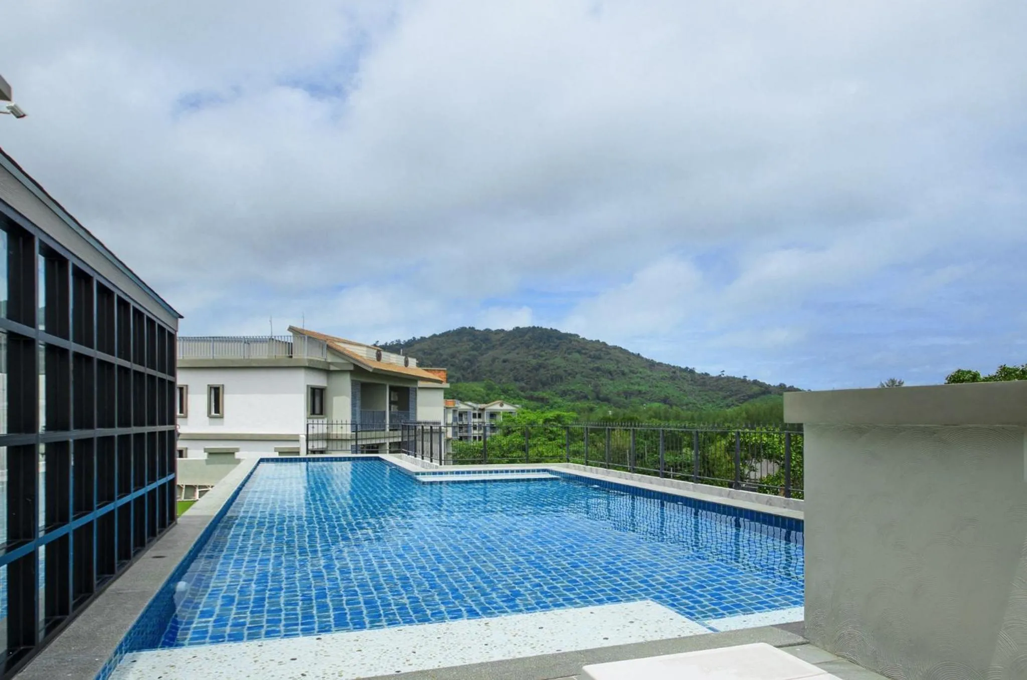 Cozy Studio Apartment at Naiyang Beach G507
