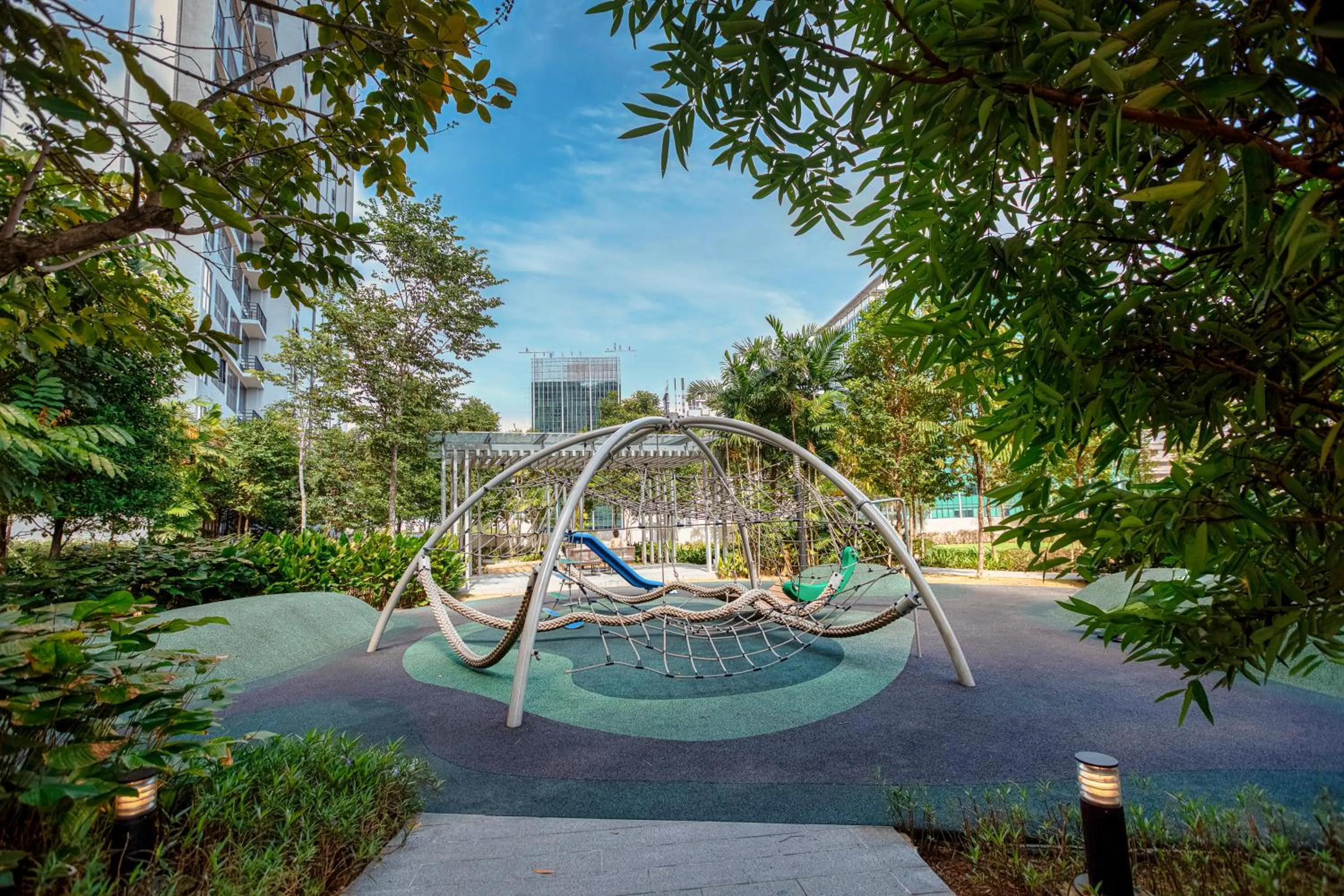 Entertainment in Ayatt Bukit Bintang