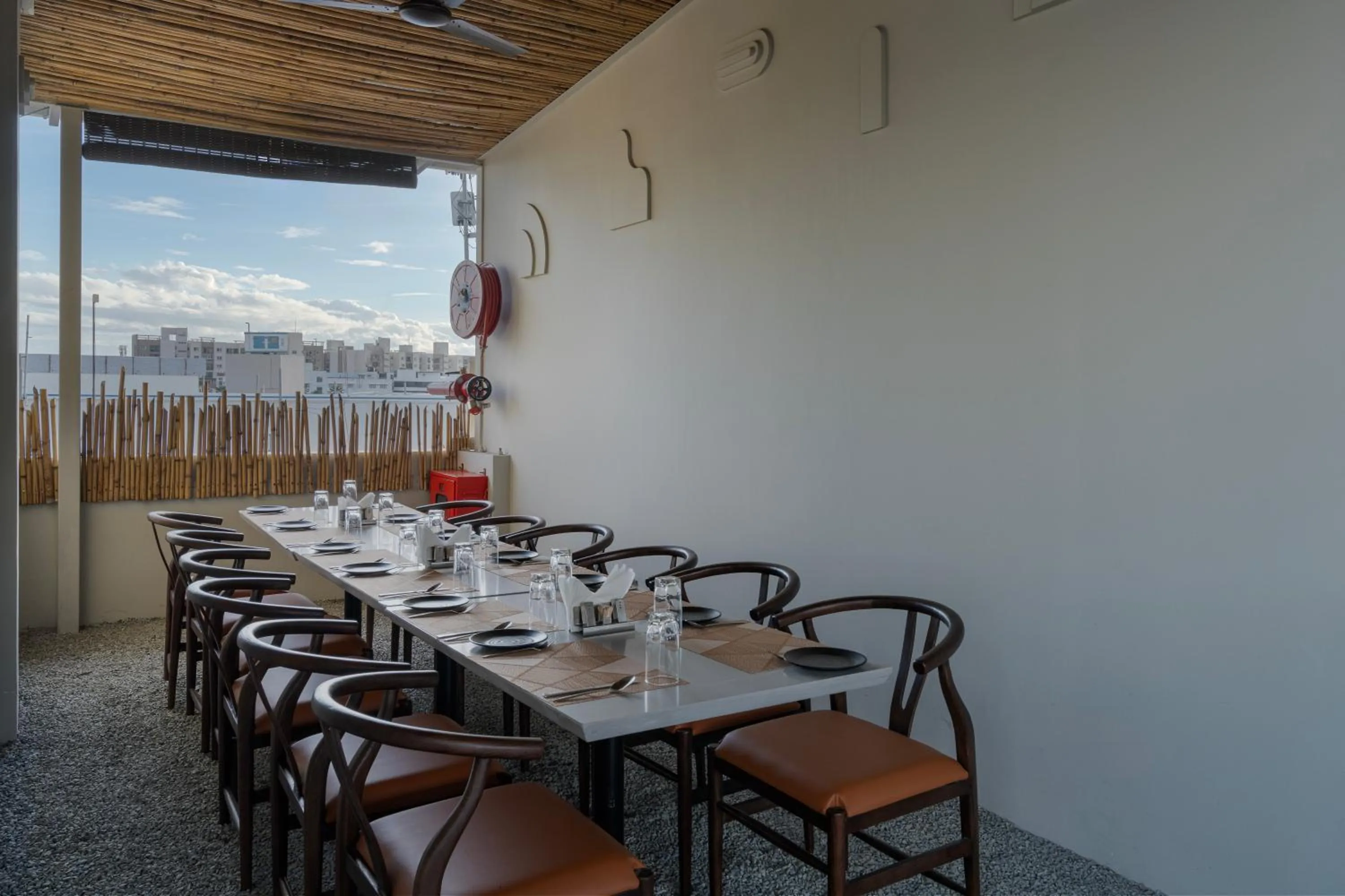 Restaurant/places to eat in Fressotel, Kanakapura Road