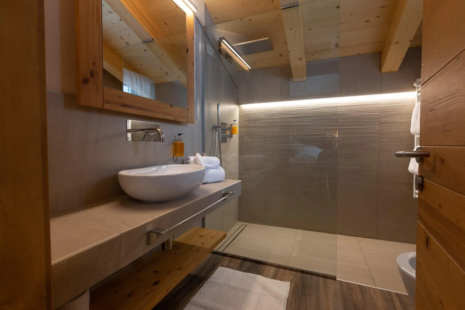 Bathroom in Mont Chalet Nevada - Hotel & Spa