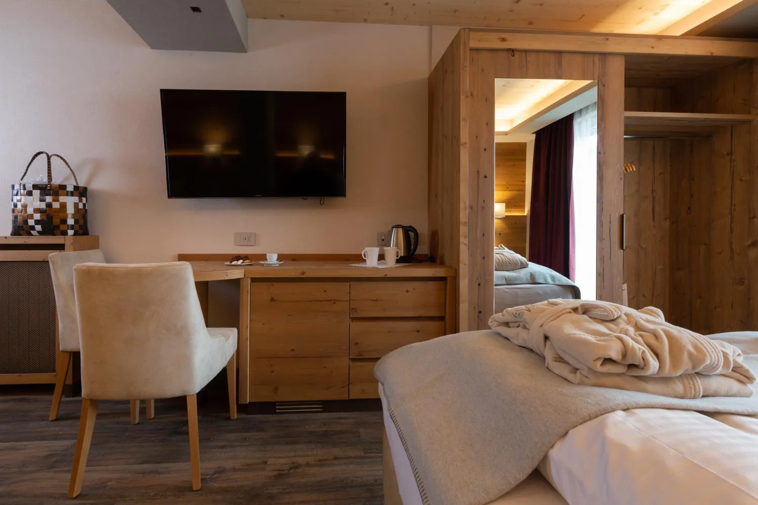 TV and multimedia, Bed in Mont Chalet Nevada - Hotel & Spa