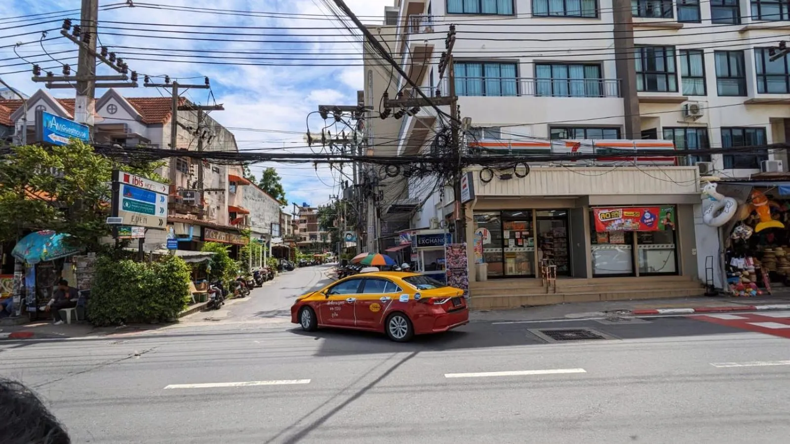 Nearby landmark in Heaven House Restro & Bar