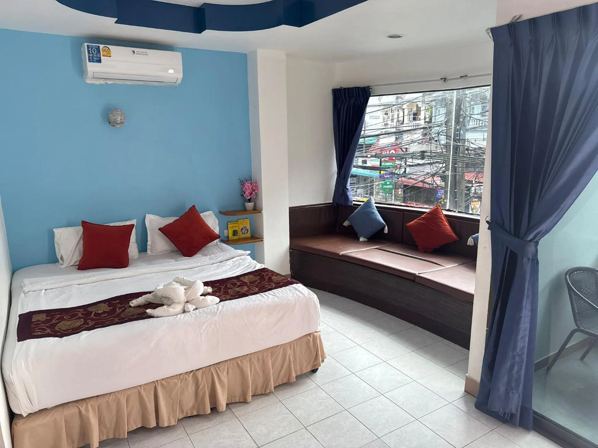 Bed in Heaven House Restro & Bar