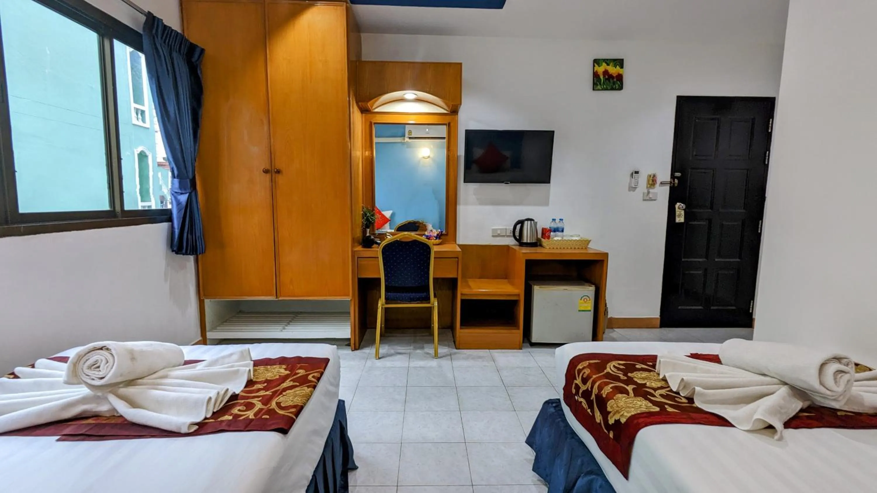 Bed in Heaven House Restro & Bar