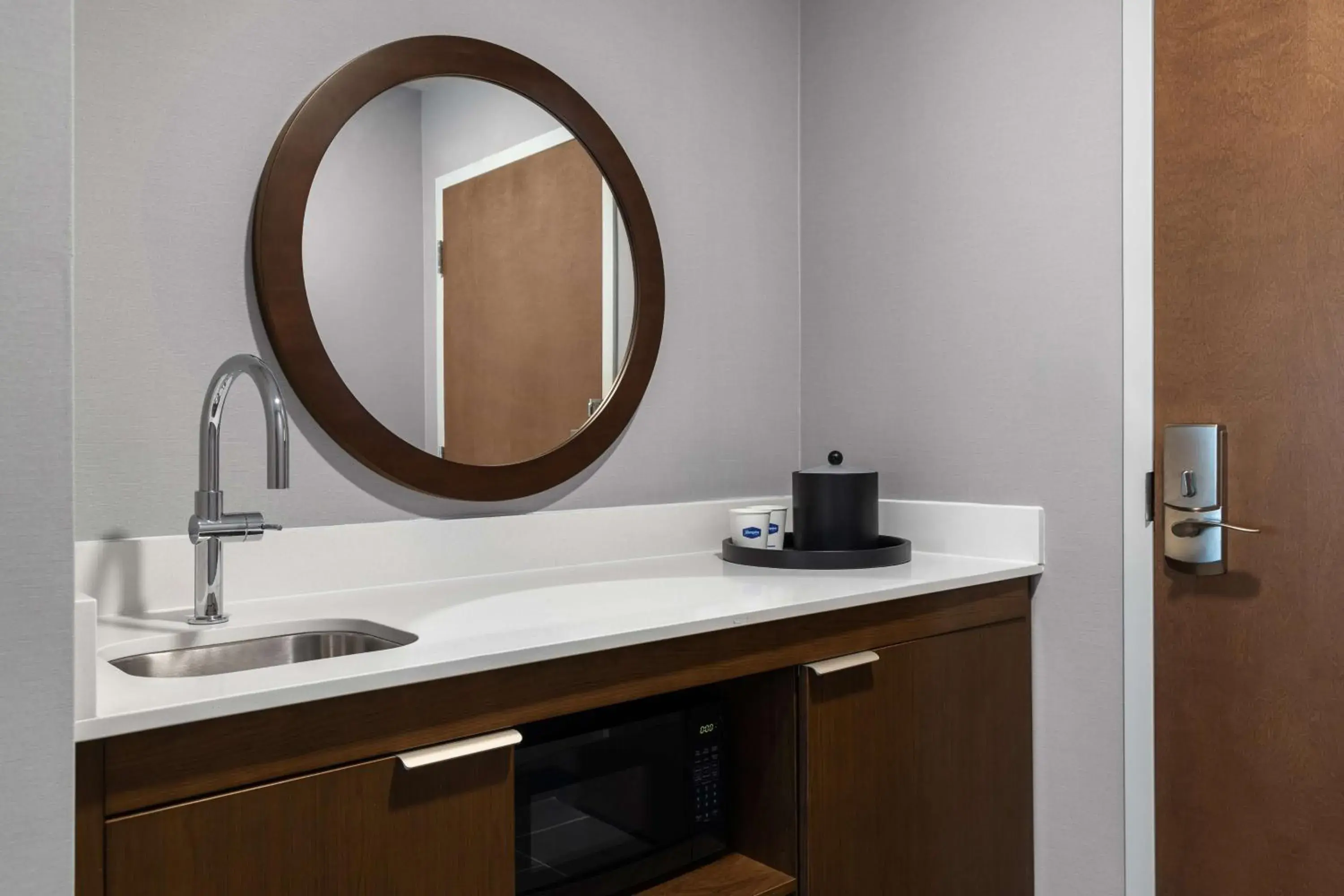 King Studio Suite in Hampton Inn & Suites Orangeville, On King Studio Suite in Hampton Inn & Suites Orangeville, On