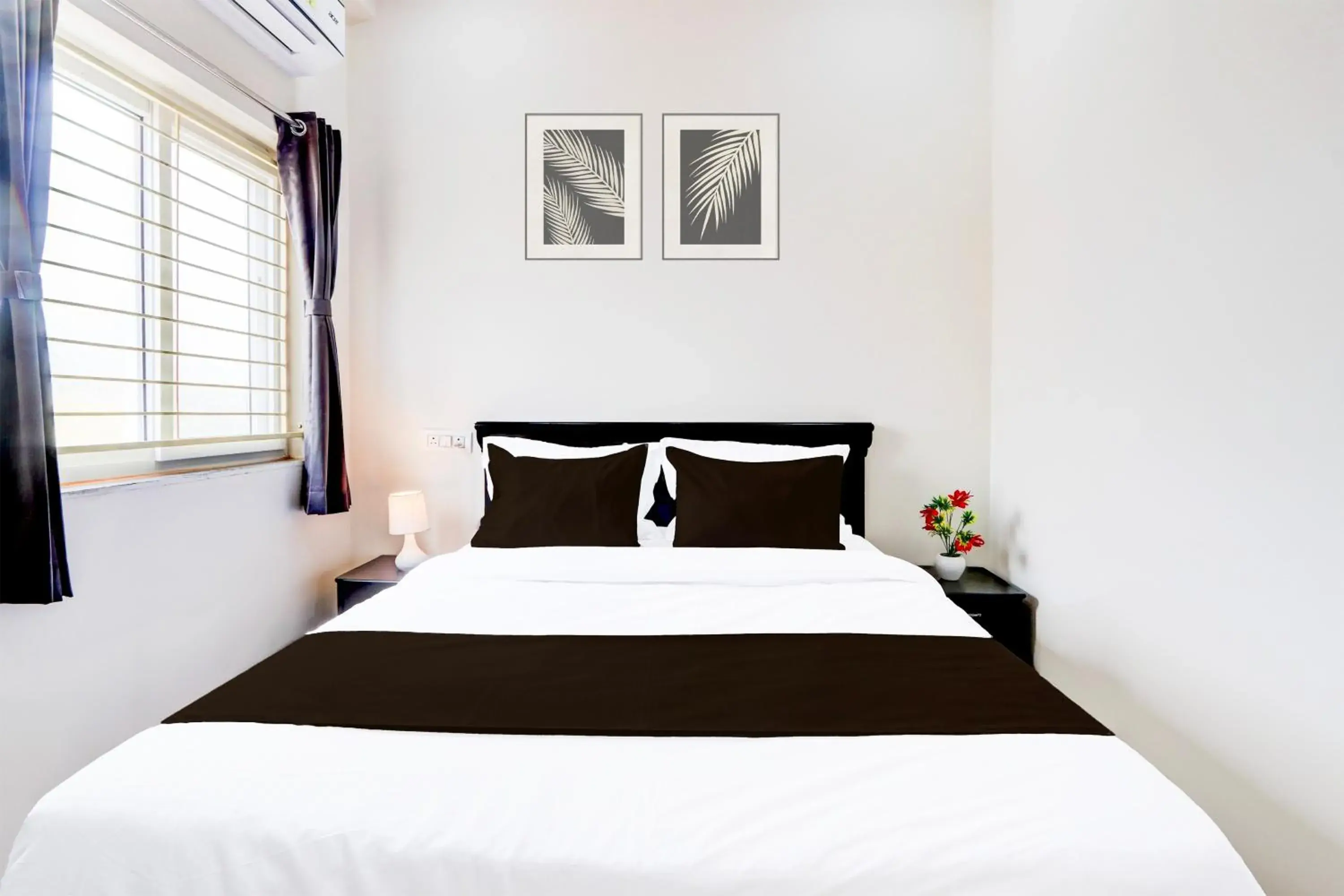 Bedroom, Bed in Super Hotel O Adibatla near TCS Bedroom, Bed in Super Hotel O Adibatla near TCS