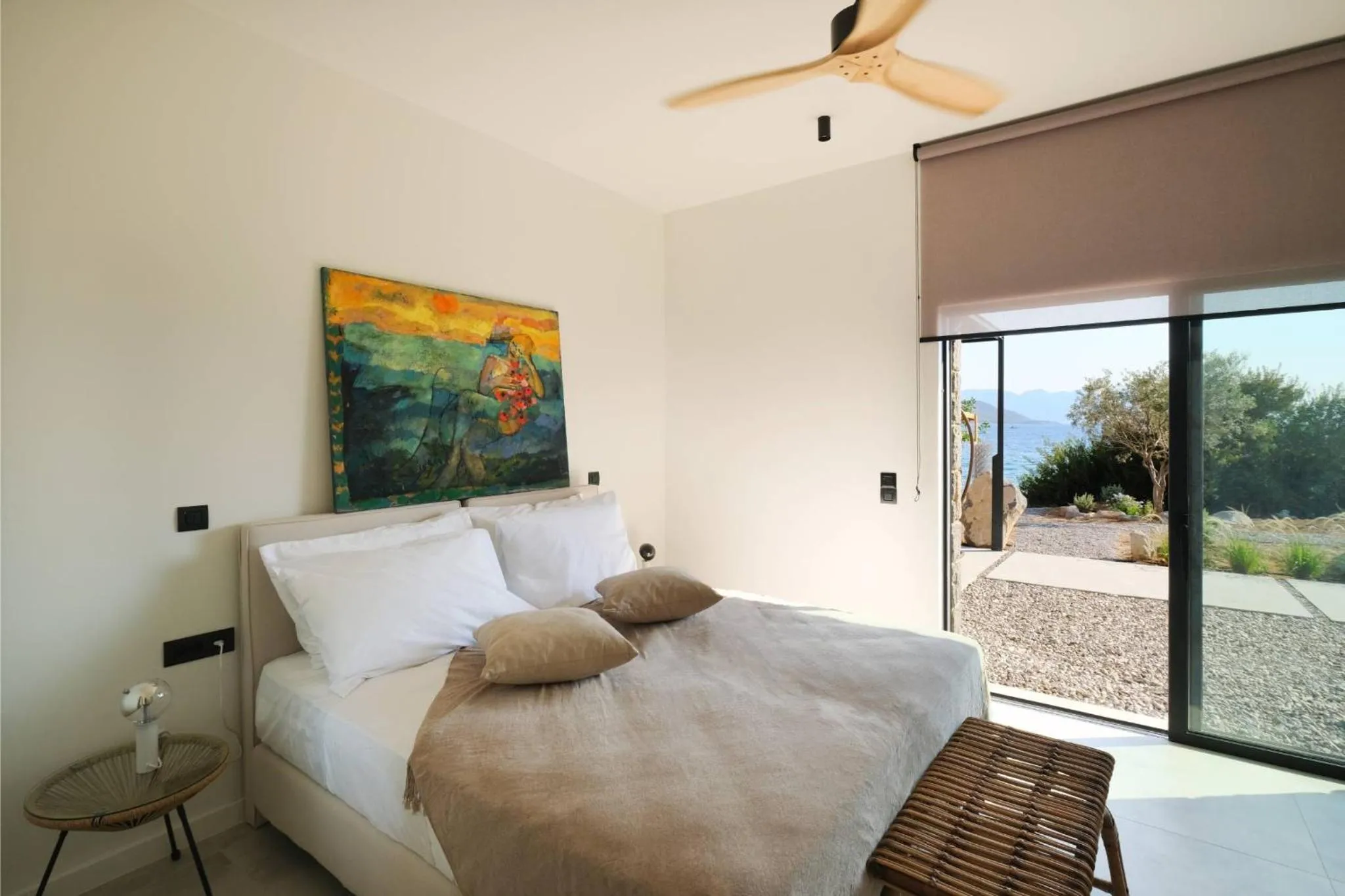 Bed in Floating Cubes Villas Aegina