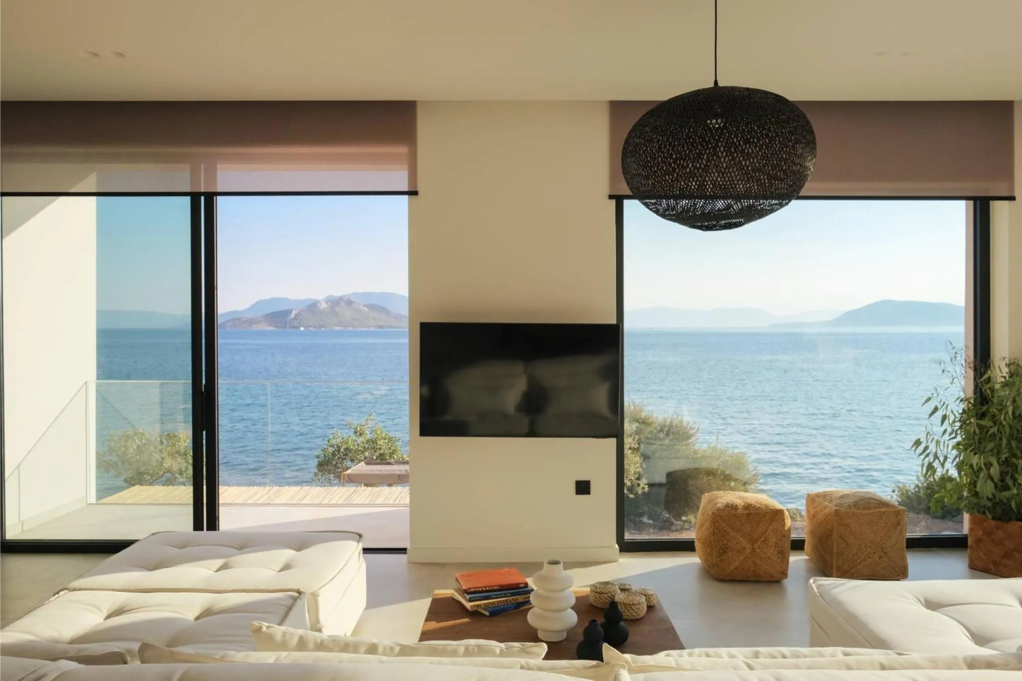 Living room in Floating Cubes Villas Aegina