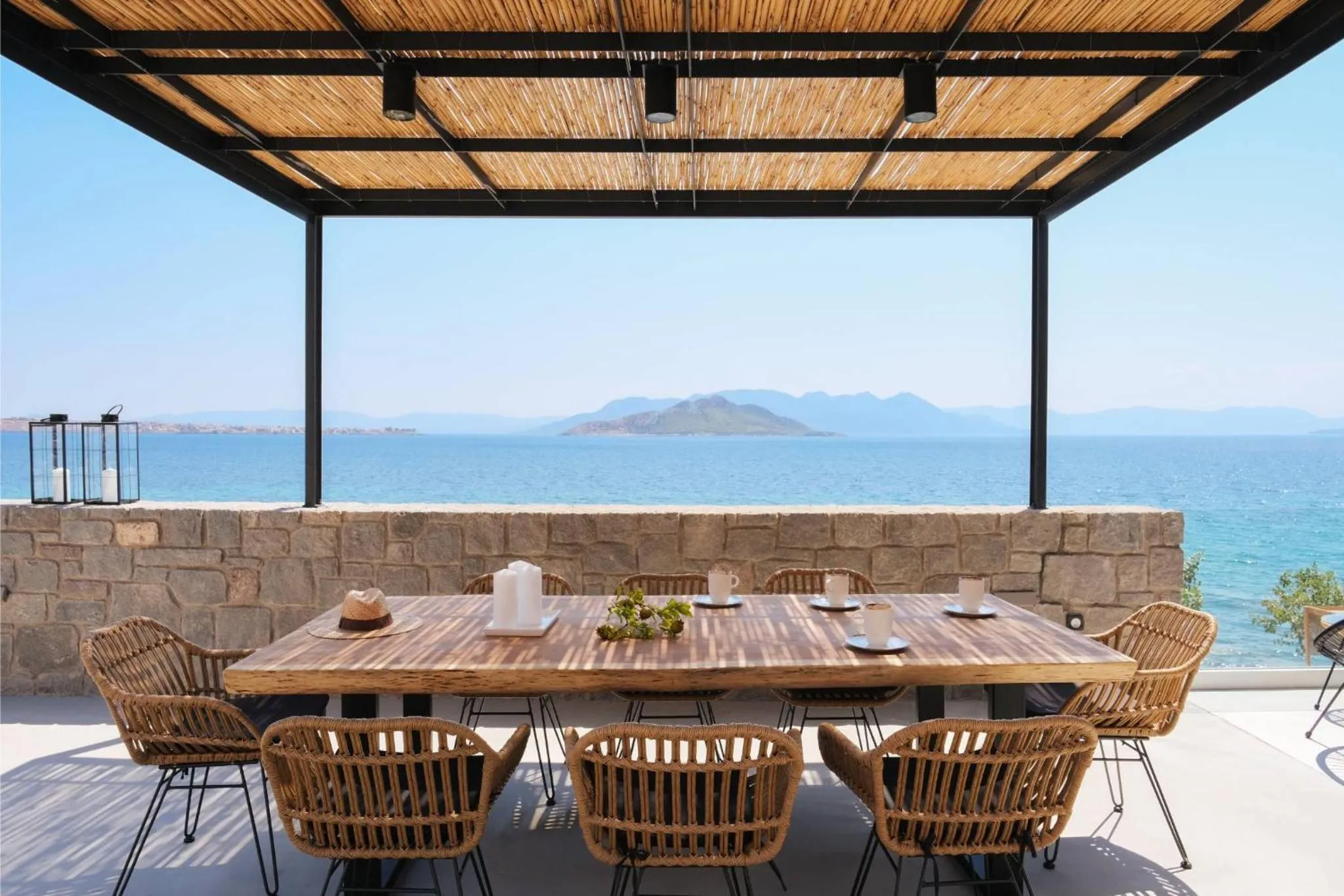 Patio in Floating Cubes Villas Aegina
