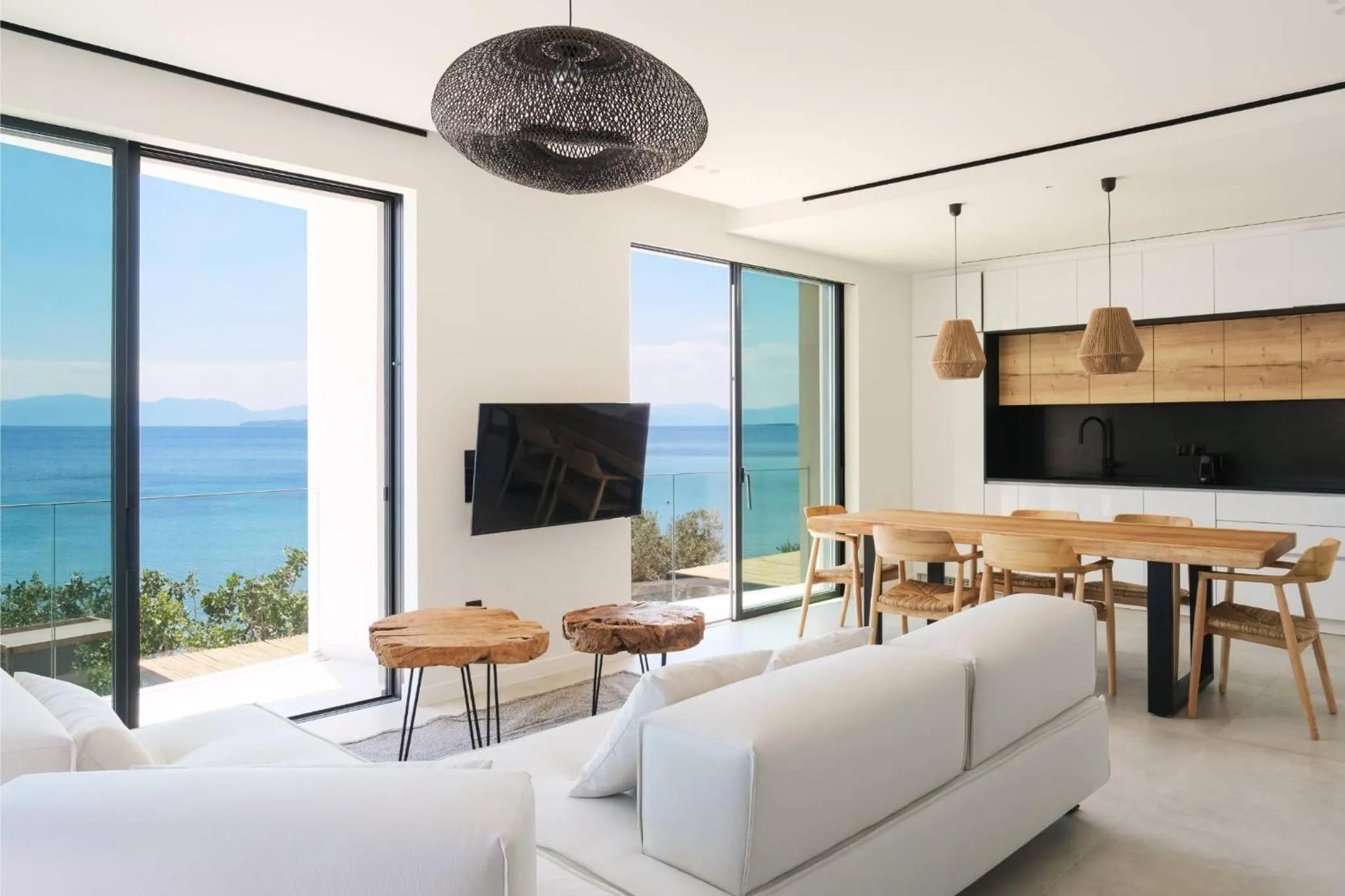 TV and multimedia in Floating Cubes Villas Aegina