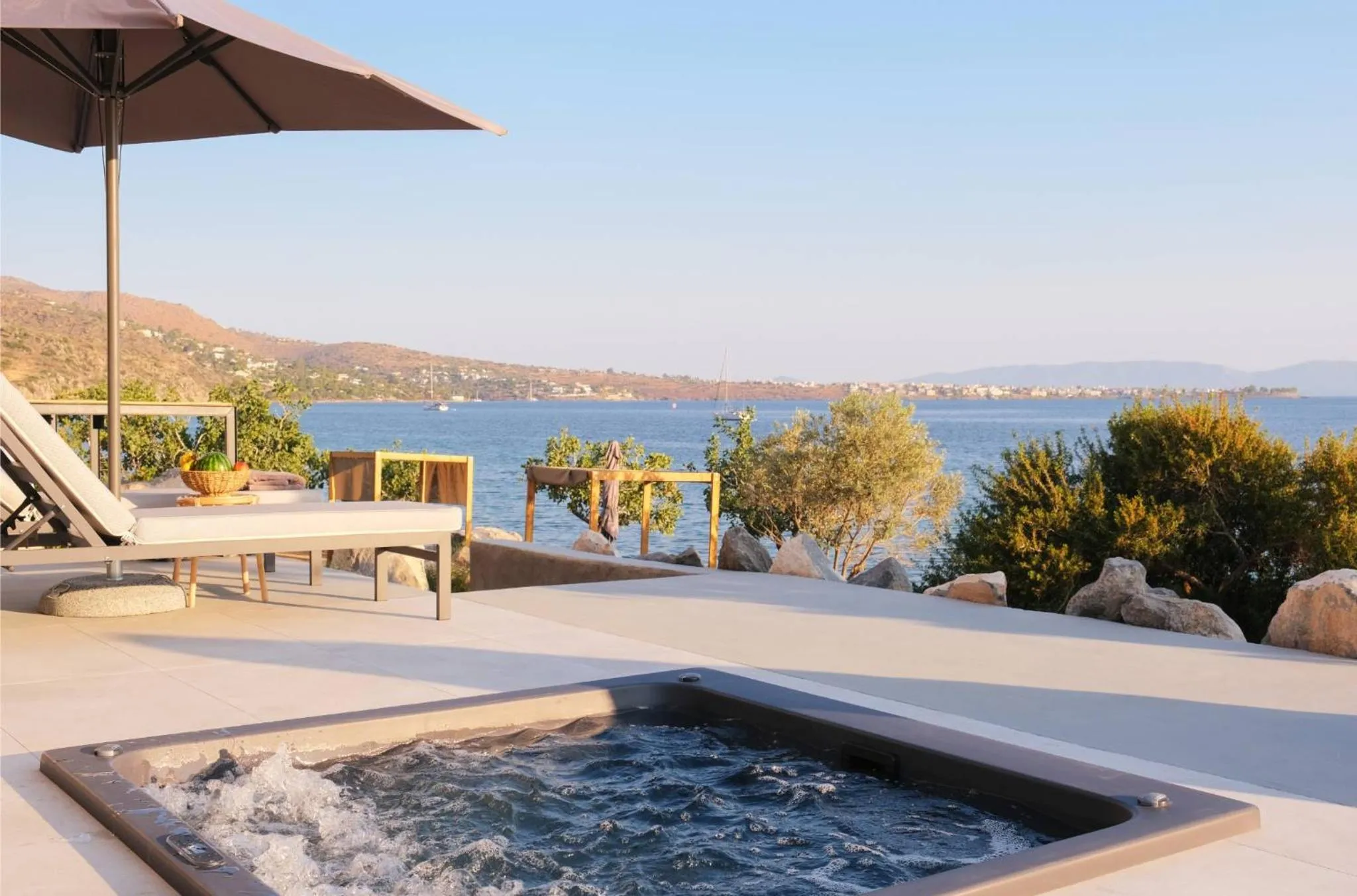 Patio in Floating Cubes Villas Aegina