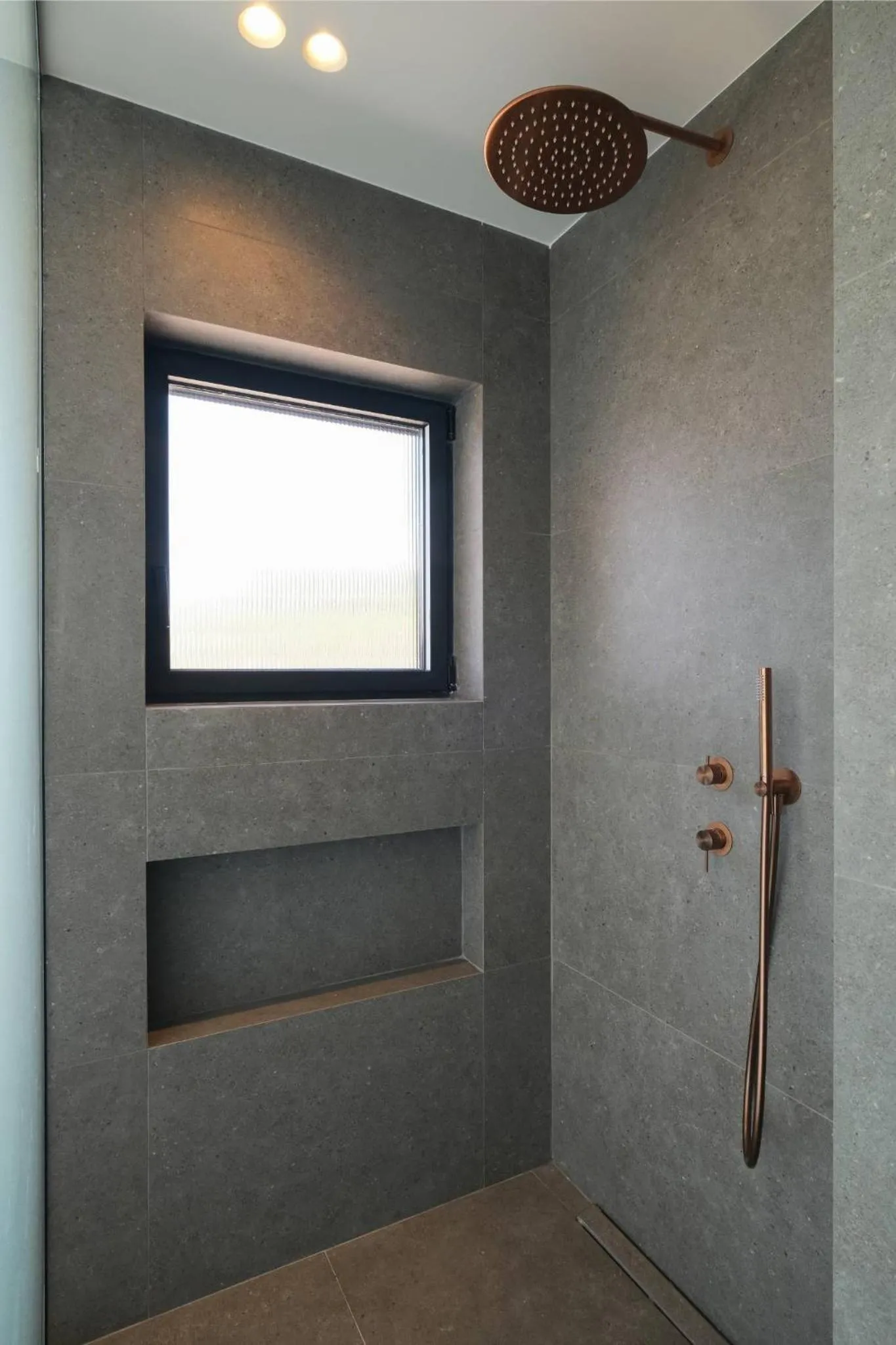 Shower in Floating Cubes Villas Aegina