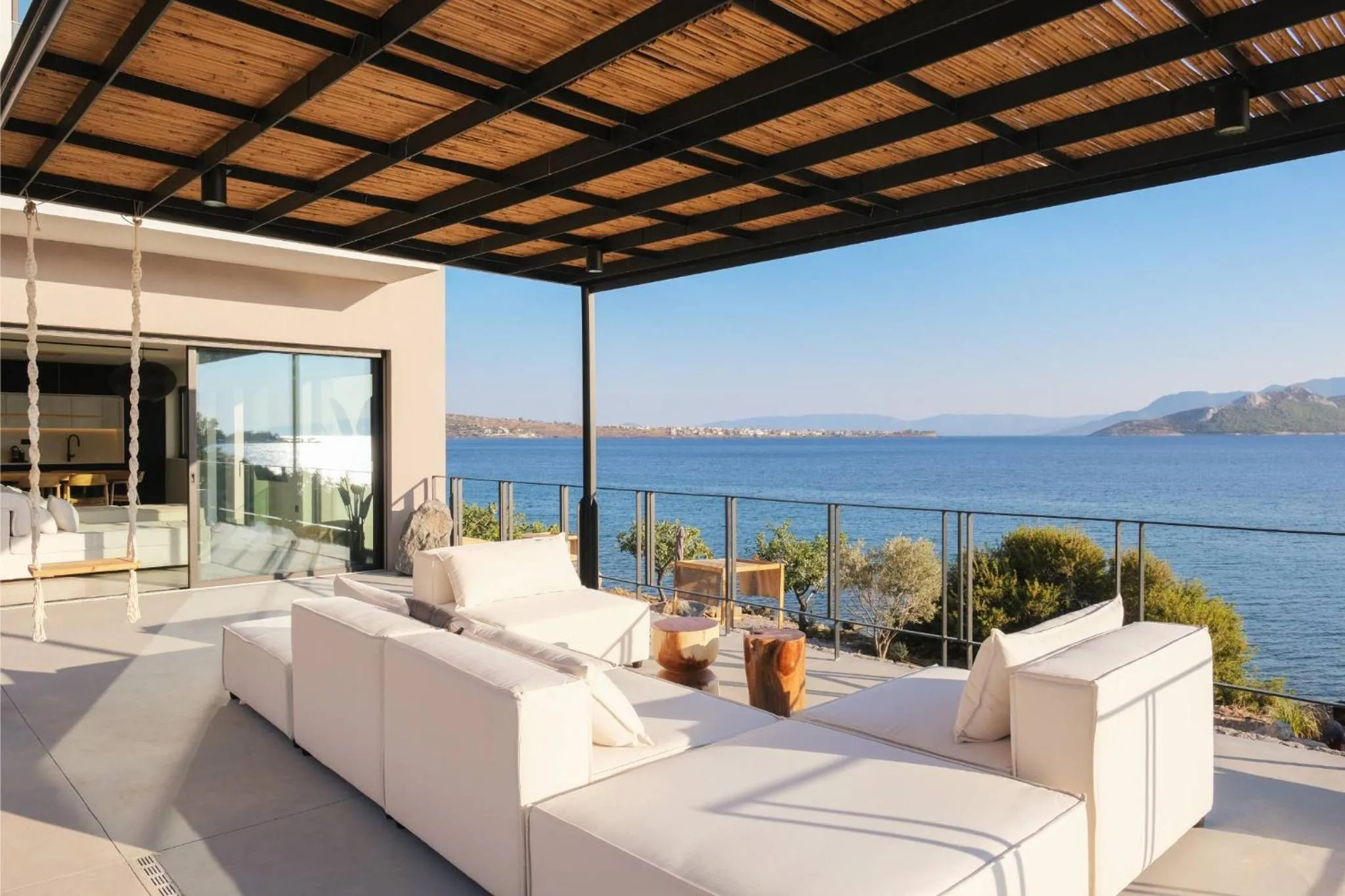 Patio in Floating Cubes Villas Aegina