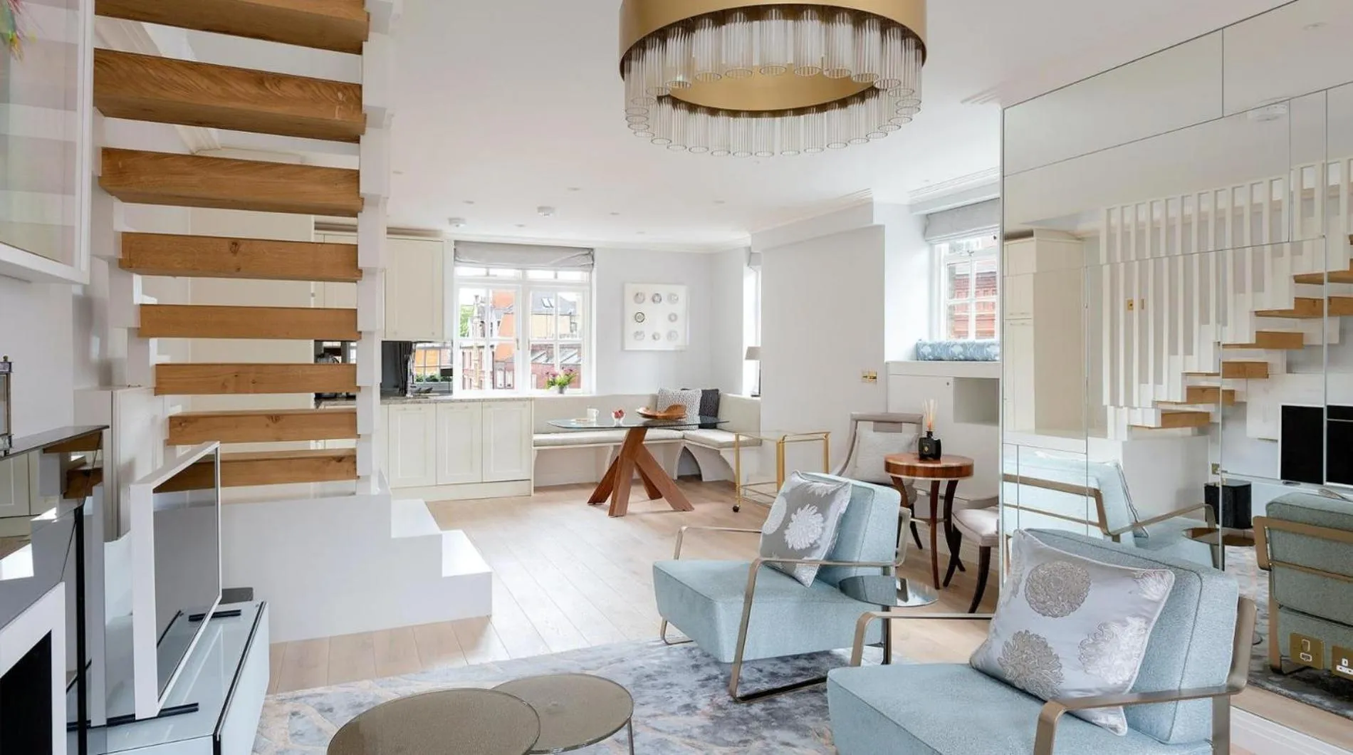 Pocket Full of Pearls 1 Bedroom Duplex Penthouse