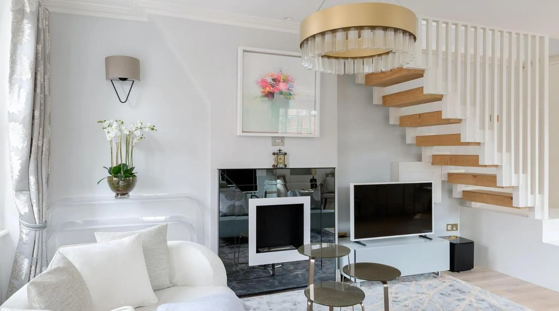 Pocket Full of Pearls 1 Bedroom Duplex Penthouse
