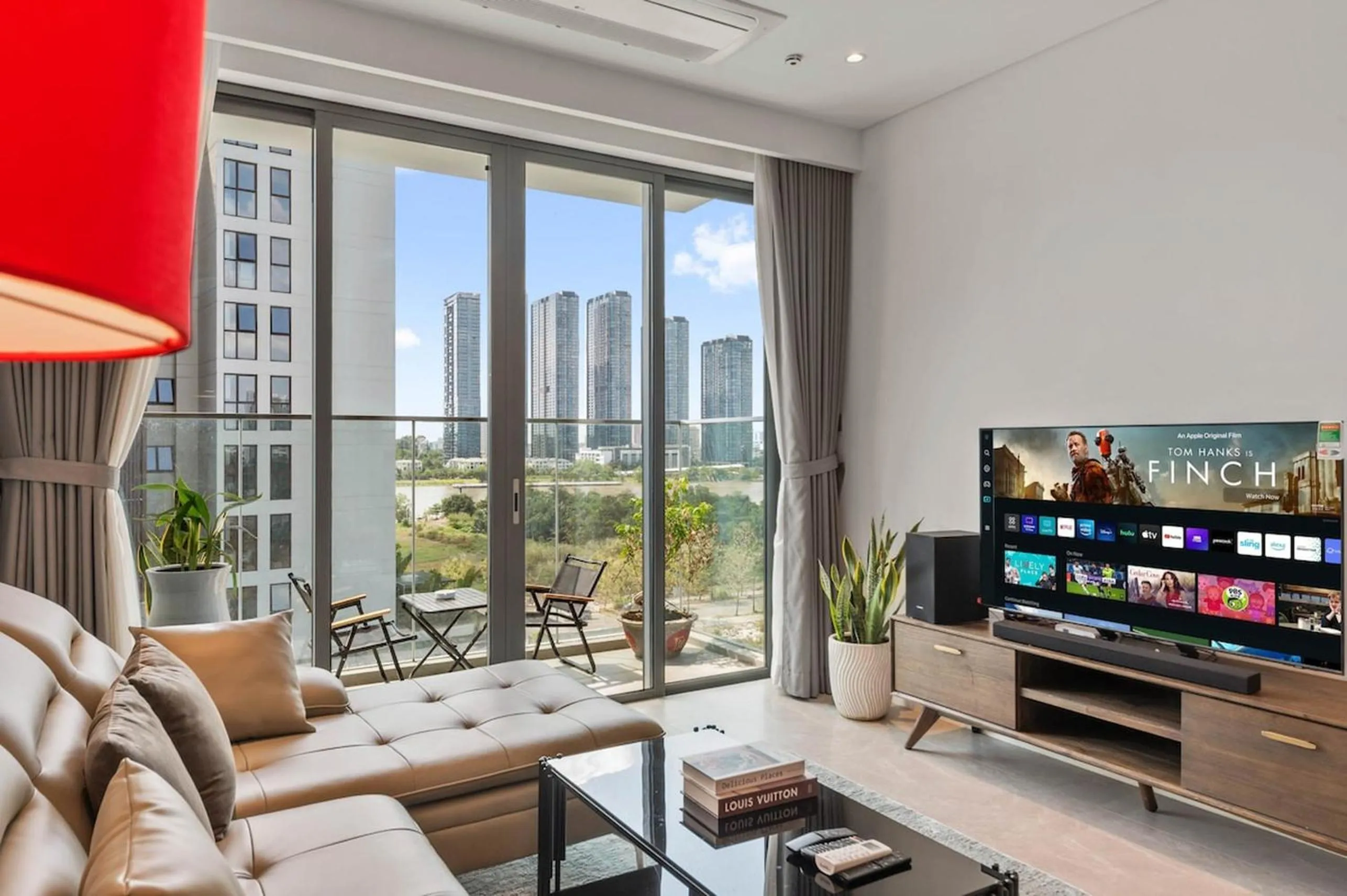 TV and multimedia in The Metropole - Horizon View Riverside D2