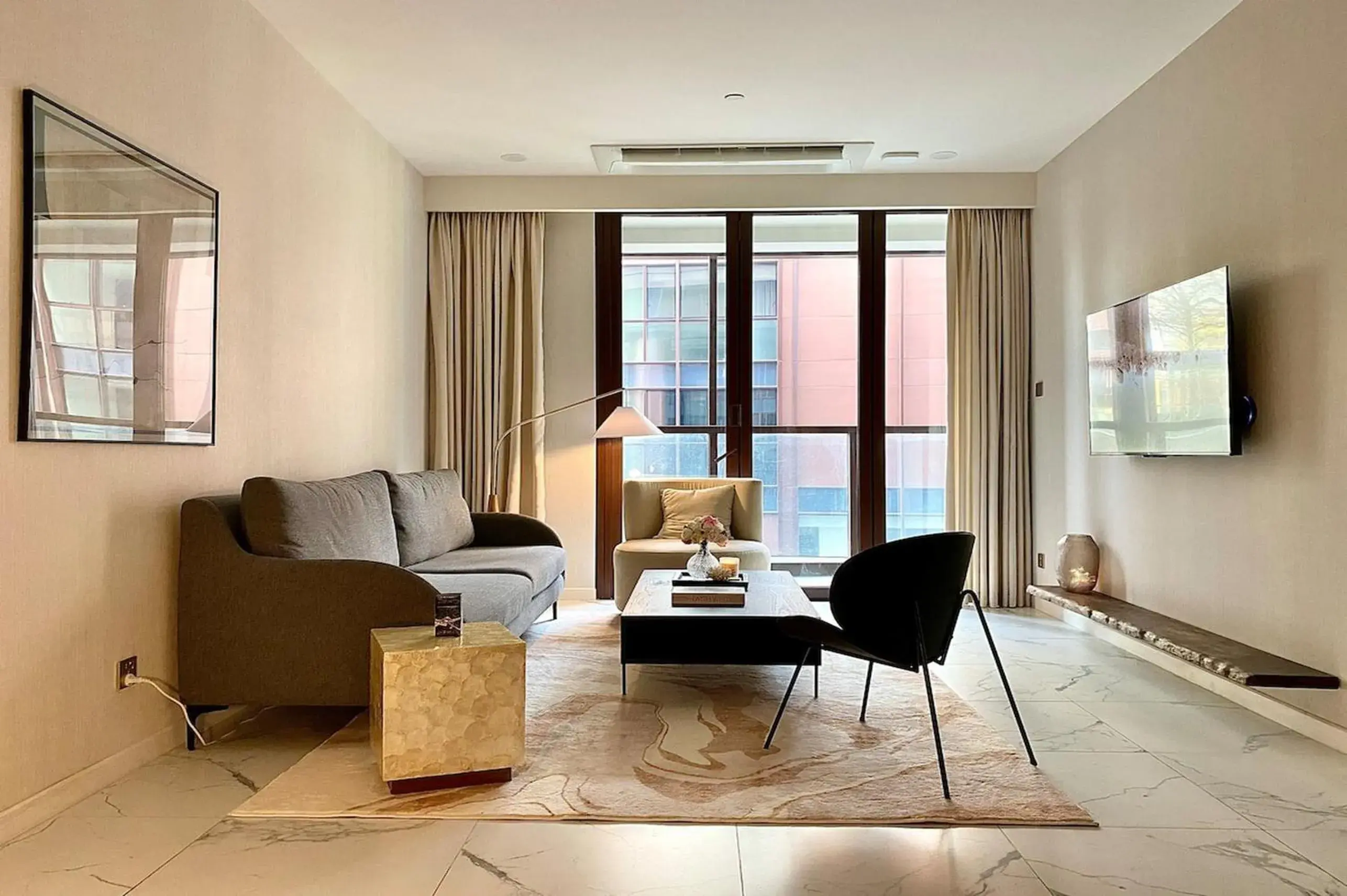 Two-Bedroom Deluxe Apartment with Balcony in The Metropole - Horizon View Riverside D2 Two-Bedroom Deluxe Apartment with Balcony in The Metropole - Horizon View Riverside D2