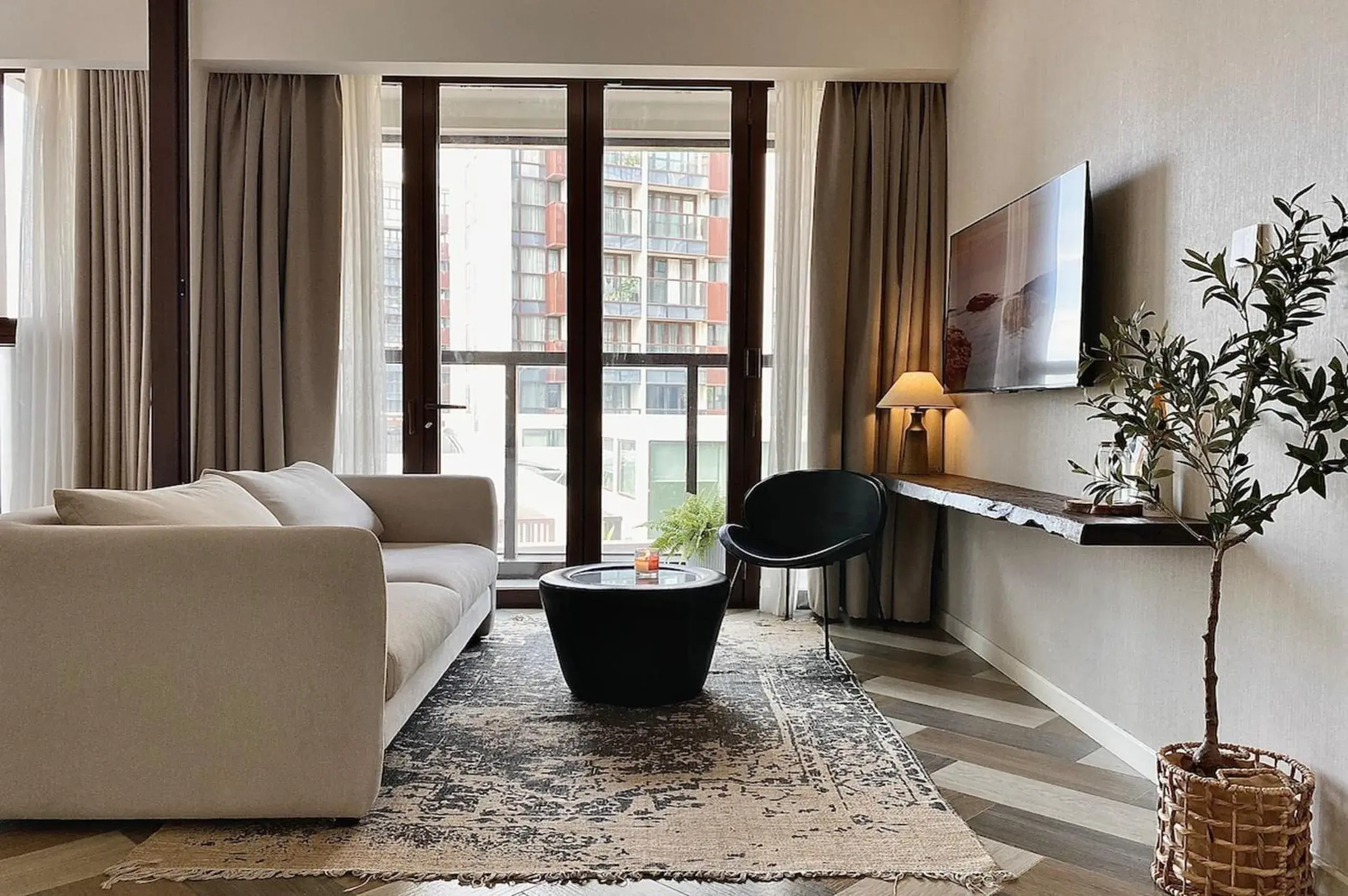 One-Bedroom Apartment in The Metropole - Horizon View Riverside D2 One-Bedroom Apartment in The Metropole - Horizon View Riverside D2
