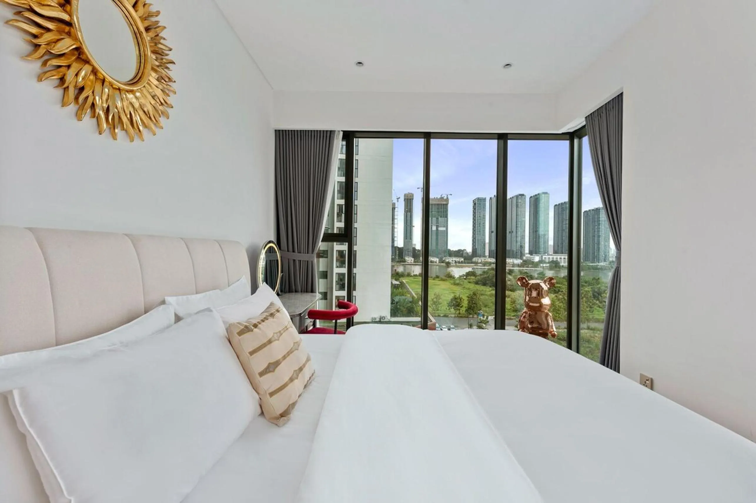 Bed in The Metropole - Horizon View Riverside D2