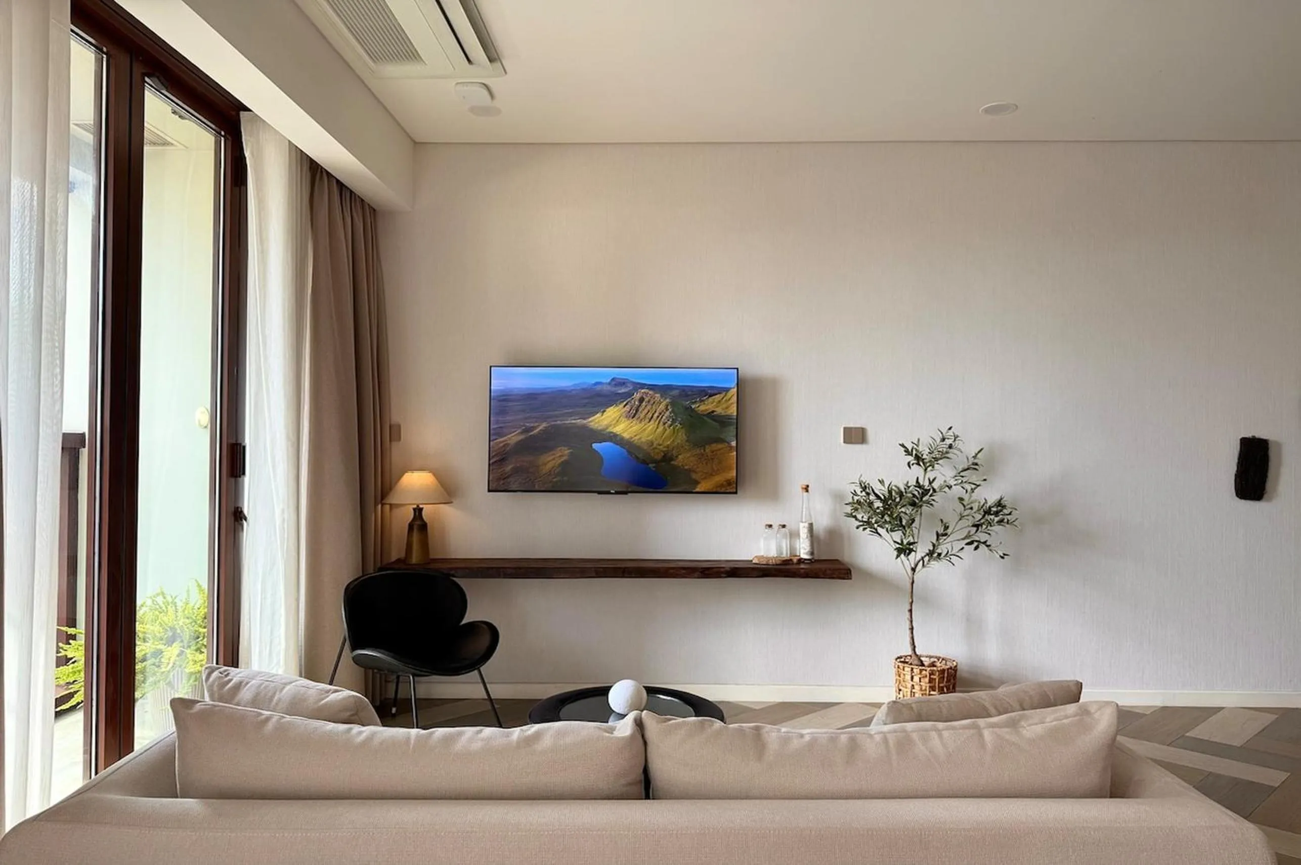 TV and multimedia in The Metropole - Horizon View Riverside D2