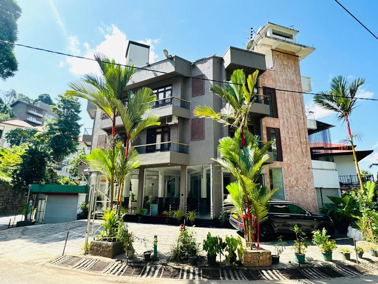 Property building in Gallery City Hotel