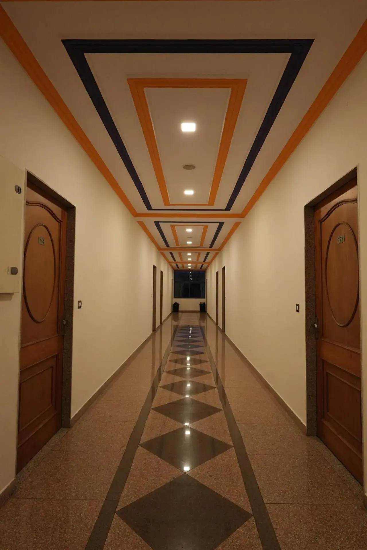 Property building in Hotel White Lotus at Ratanpur border Property building in Hotel White Lotus at Ratanpur border