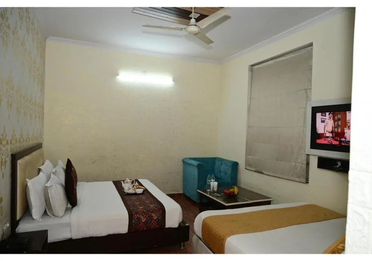 Bed in Hotel Krishna Pride Bed in Hotel Krishna Pride