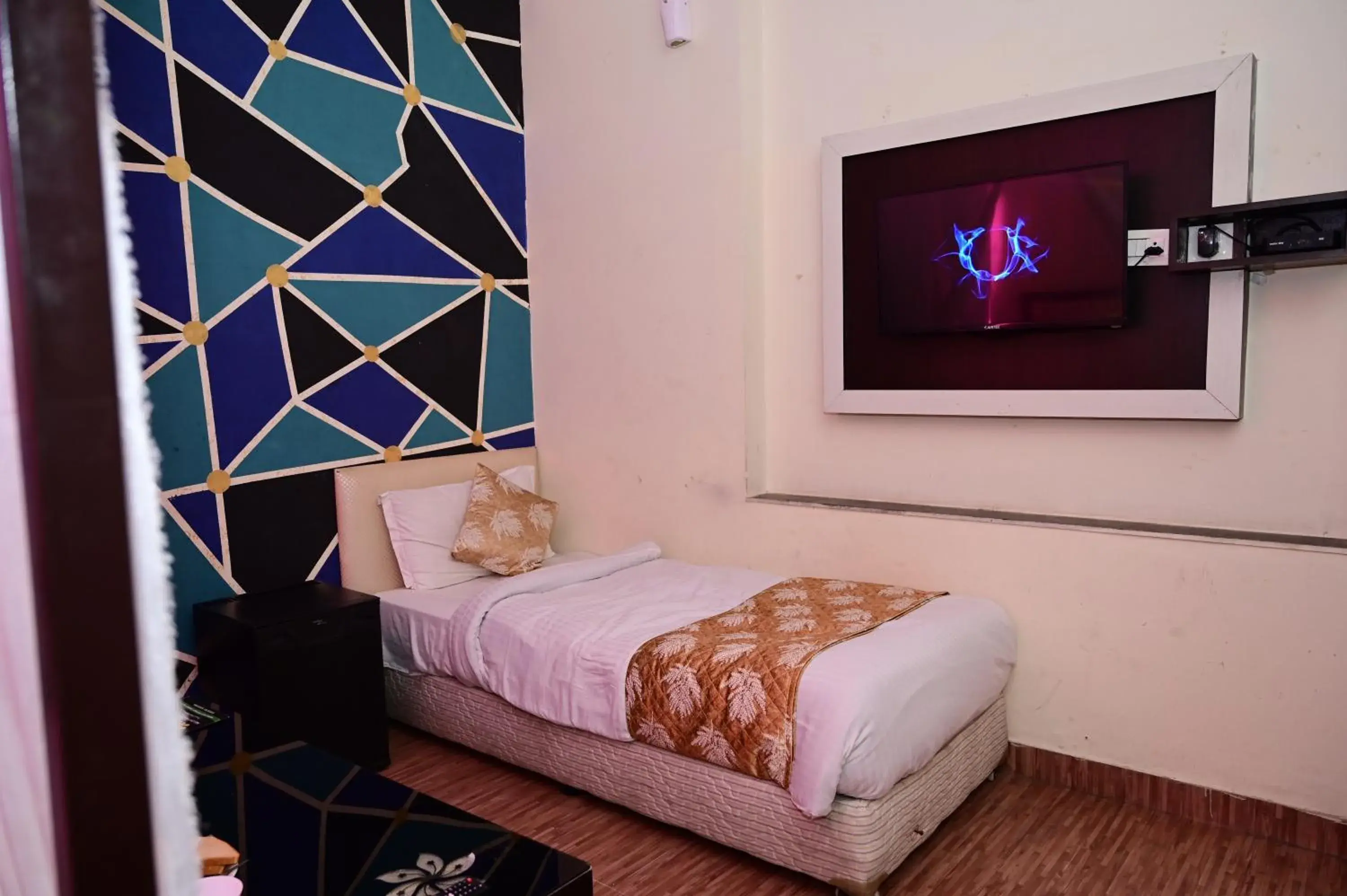 Bed in Hotel Krishna Pride Bed in Hotel Krishna Pride