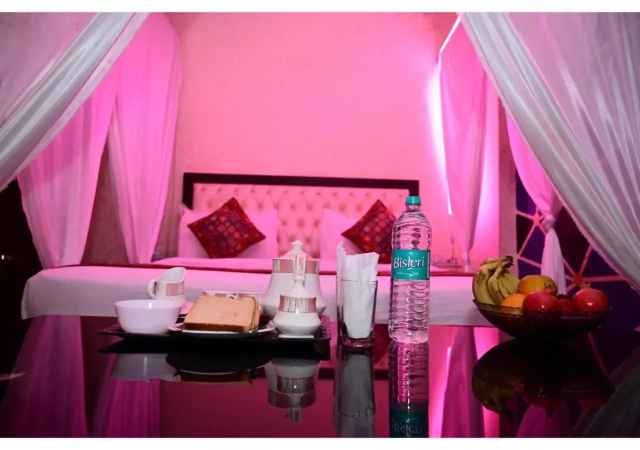 Food and drinks, Bed in Hotel Krishna Pride Food and drinks, Bed in Hotel Krishna Pride