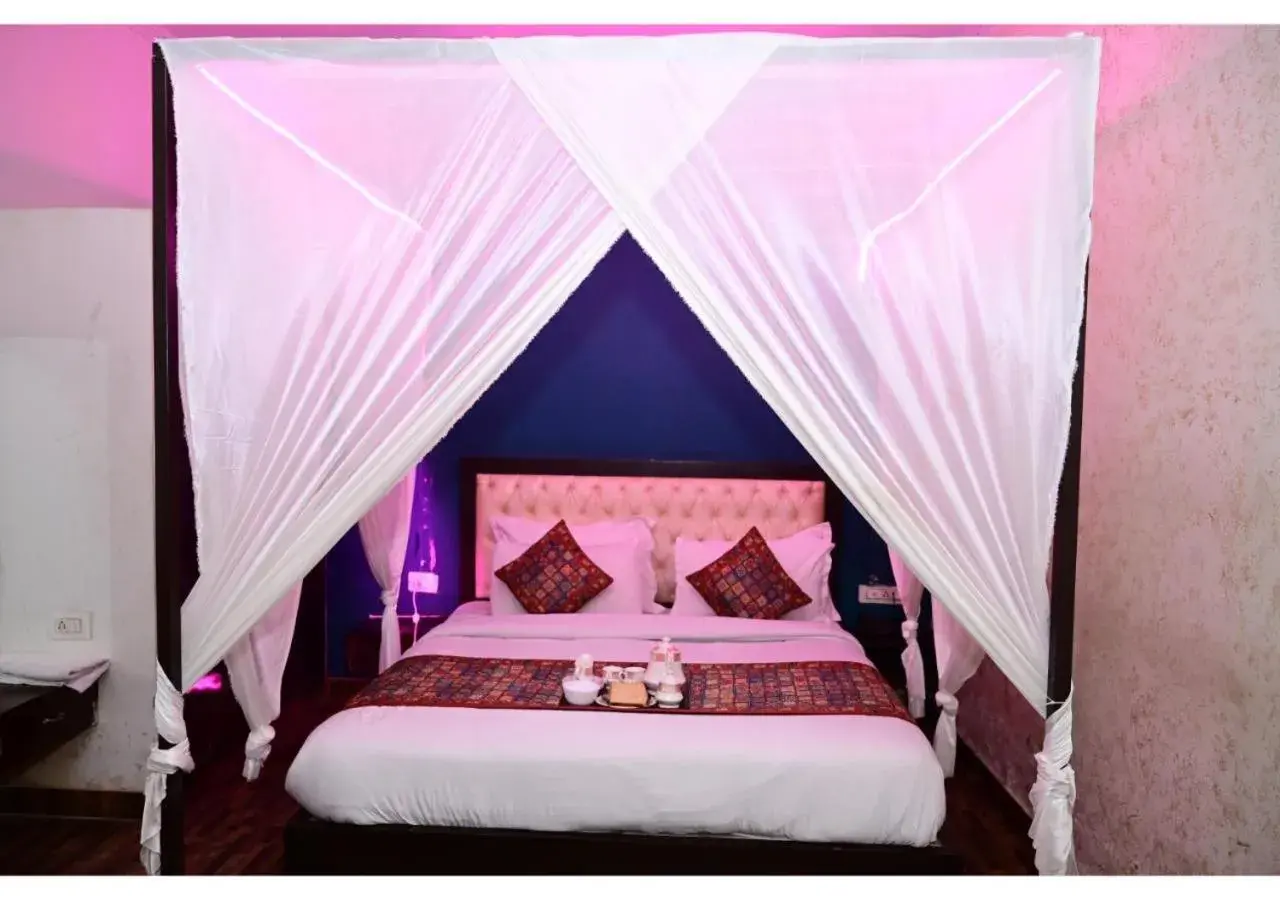 Bedroom, Bed in Hotel Krishna Pride Bedroom, Bed in Hotel Krishna Pride