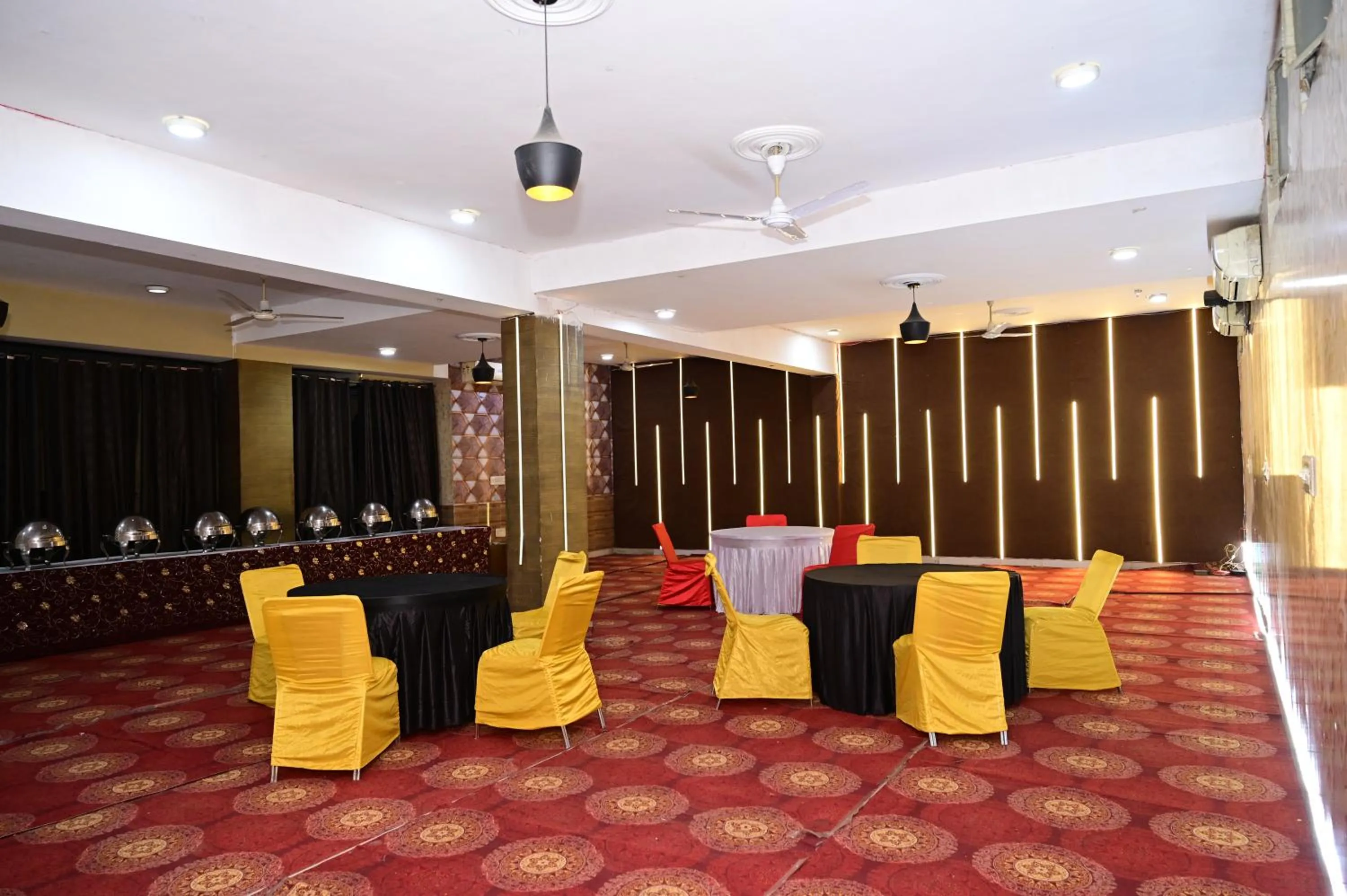 Banquet/Function facilities in Hotel Krishna Pride