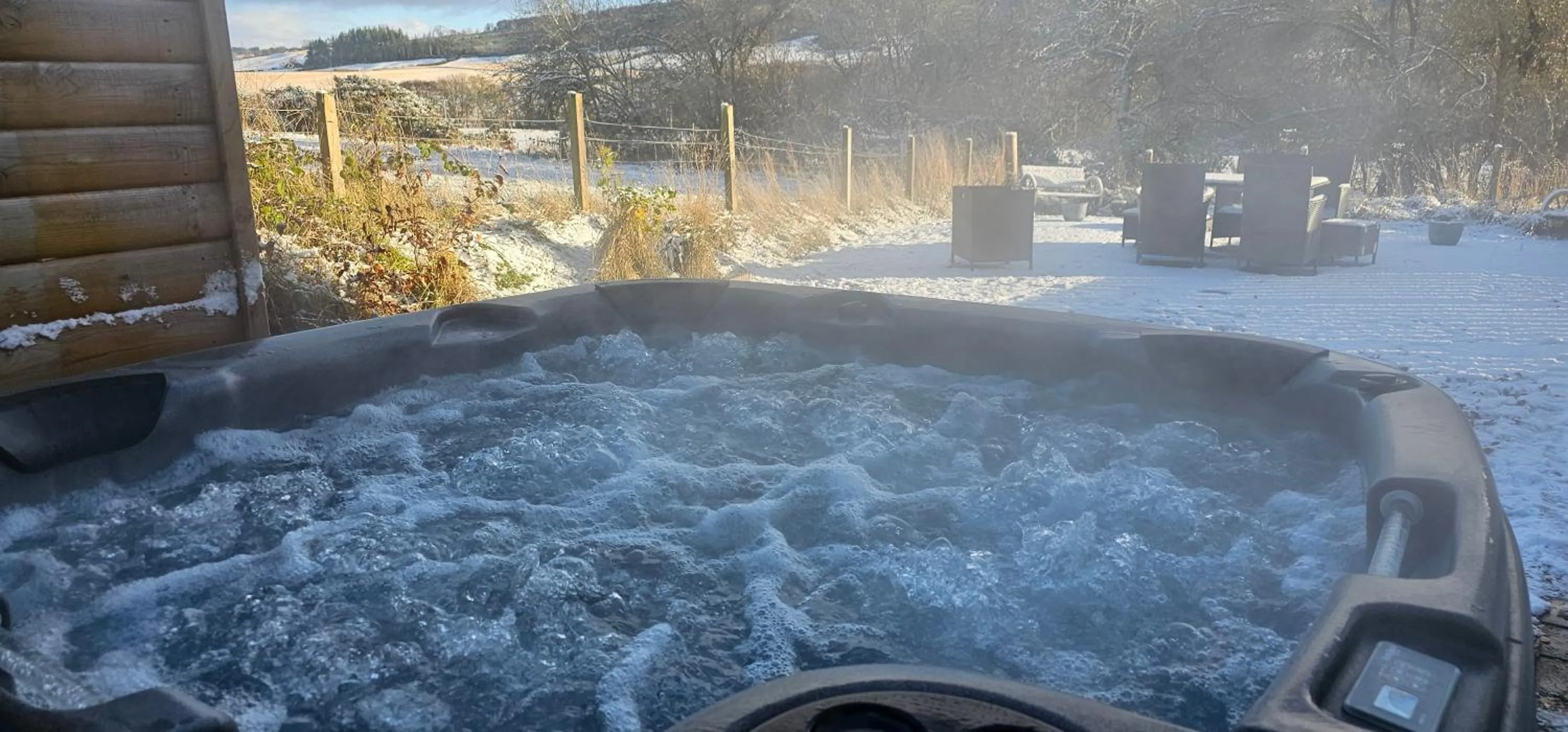 Hot Tub in Balmore Farmhouse near Lochness