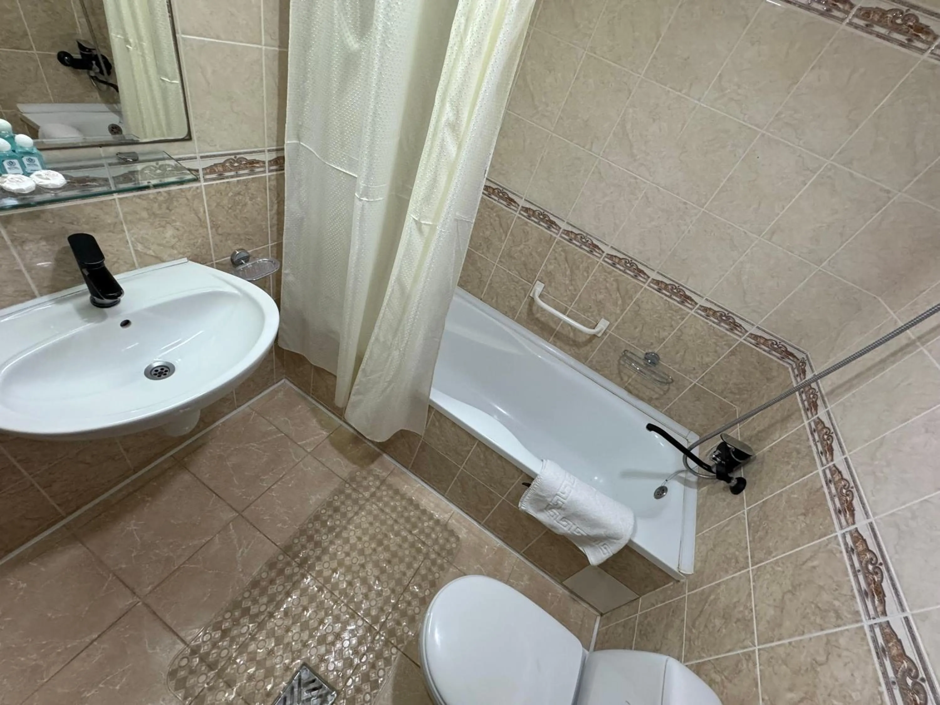 Shower in Hotel Grand Bukhara