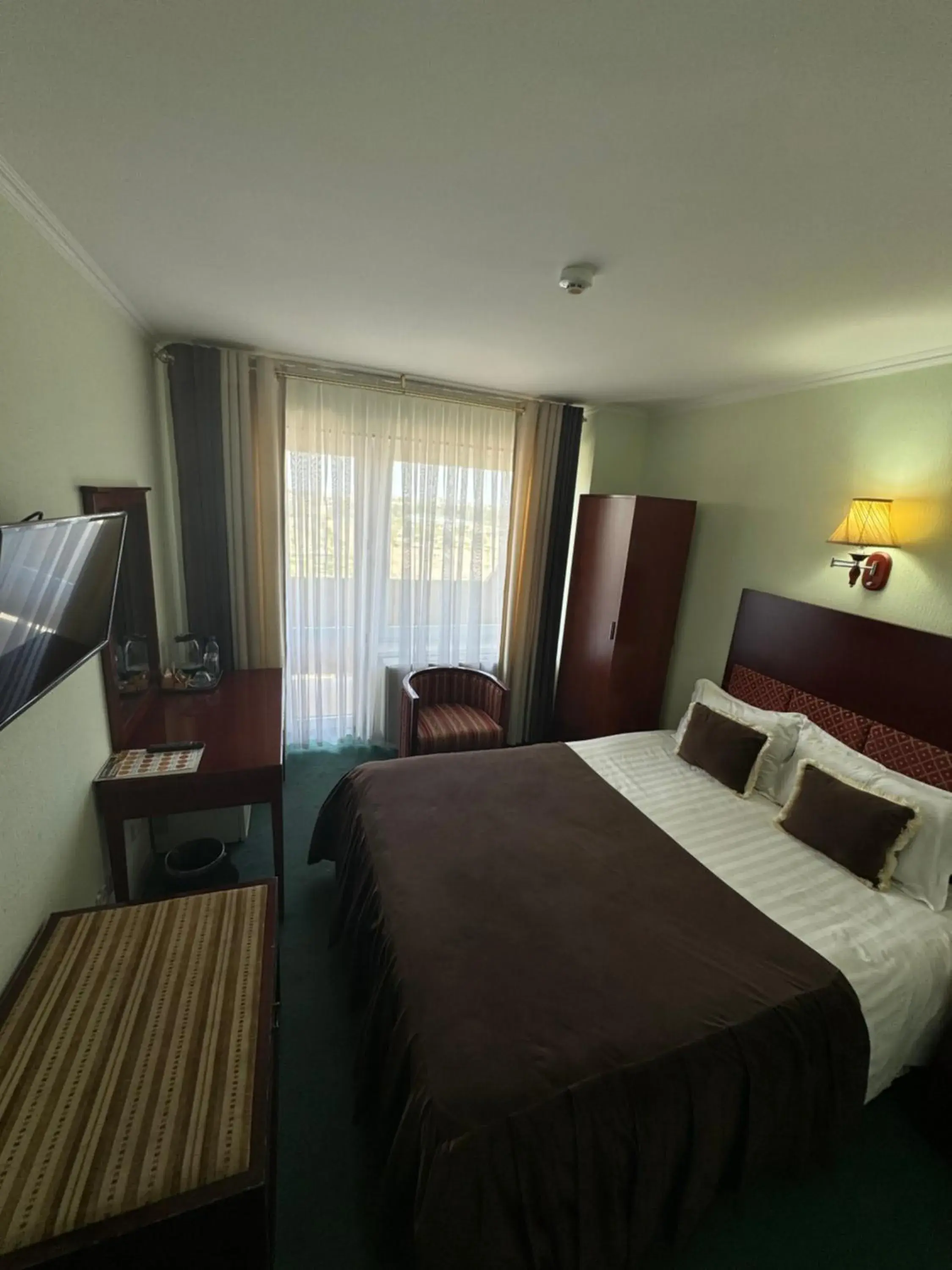 Bed in Hotel Grand Bukhara Bed in Hotel Grand Bukhara