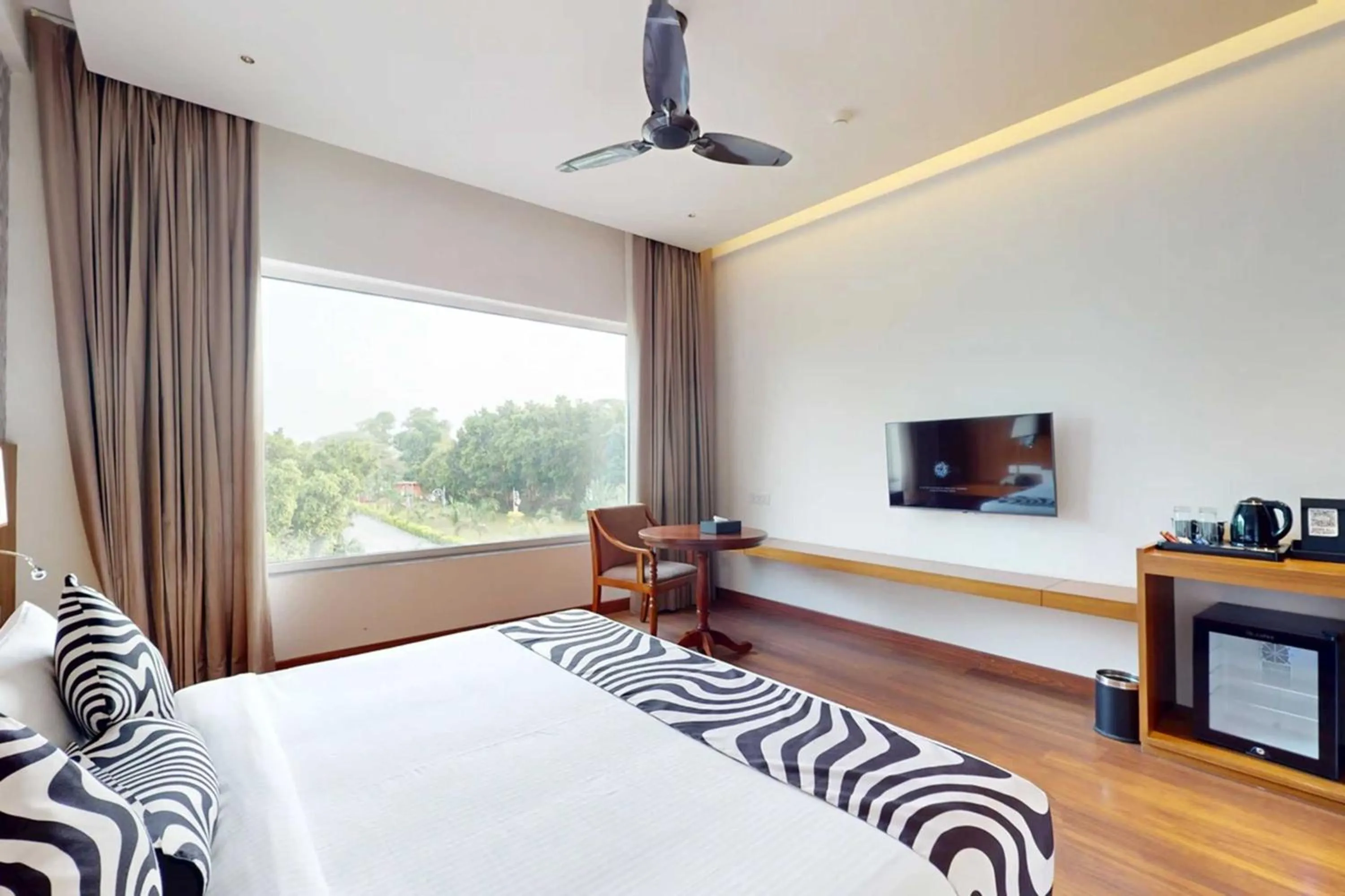 Bedroom, Bed in Sunday Resort & Spa by CheckIn Manesar Gurugram