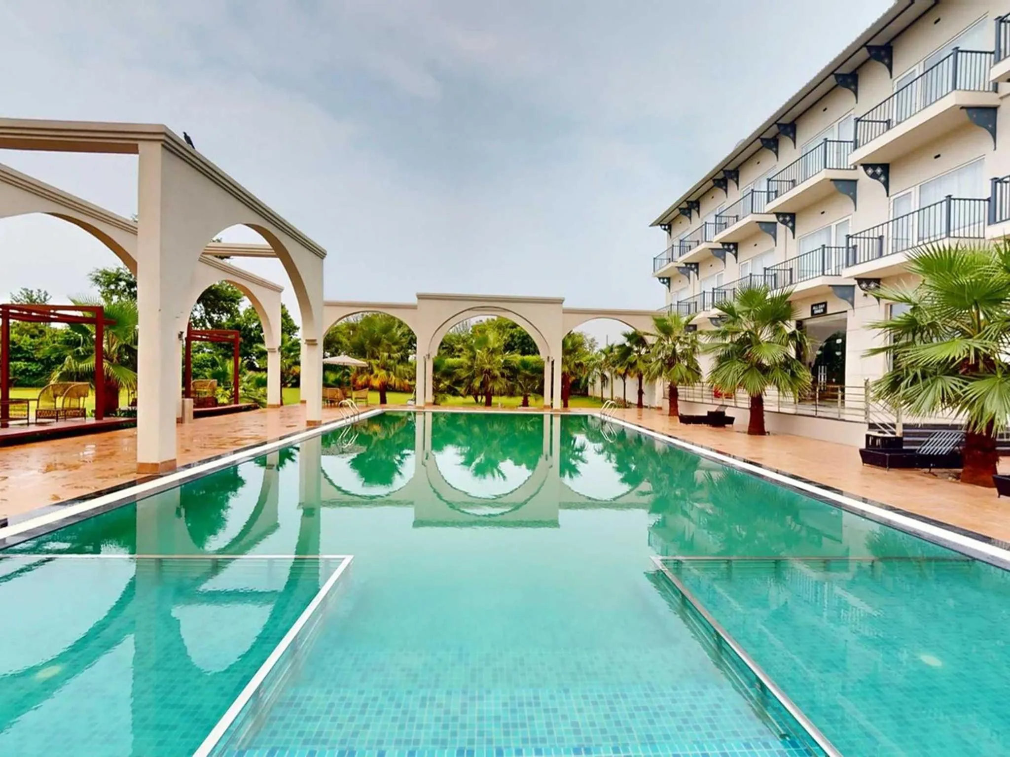 Facade/entrance in Sunday Resort & Spa by CheckIn Manesar Gurugram