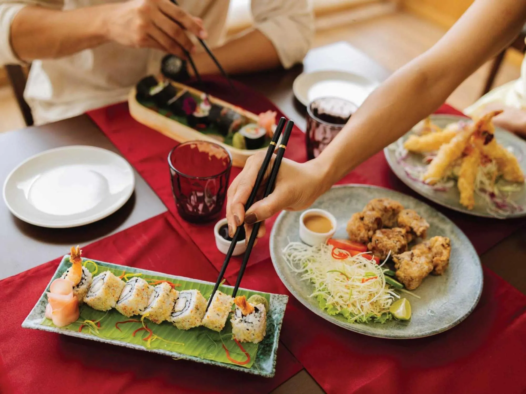 Restaurant/places to eat in Sunday Resort & Spa by CheckIn Manesar Gurugram