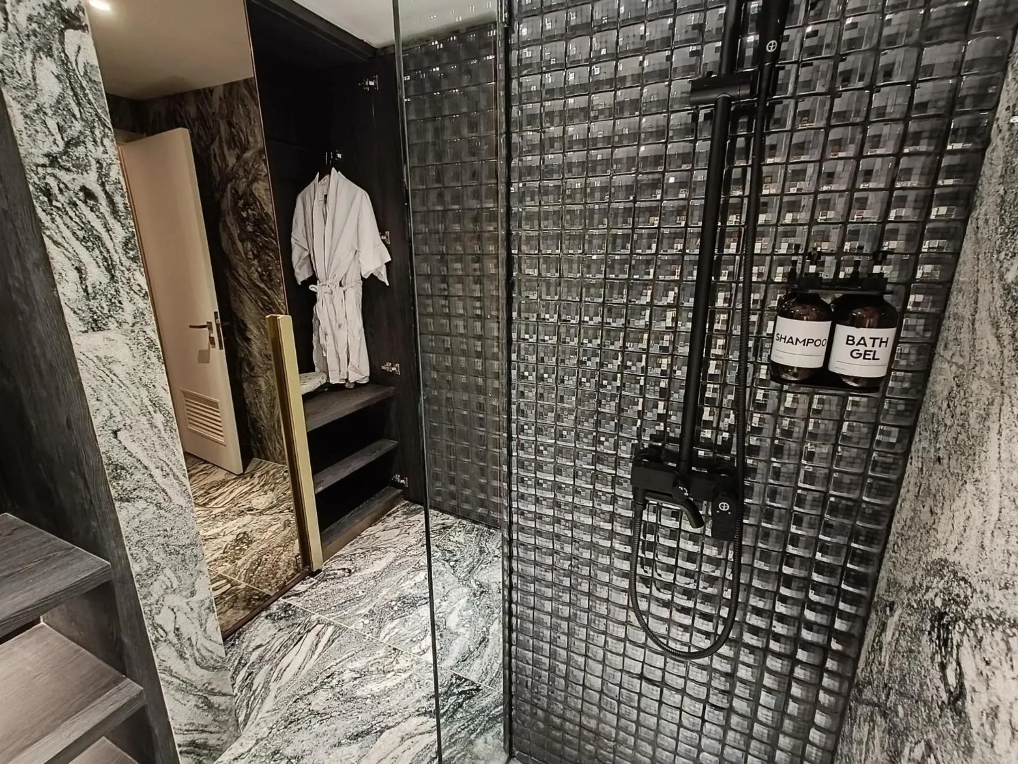 Shower in The All - Suite Pentacity Hotel Balikpapan