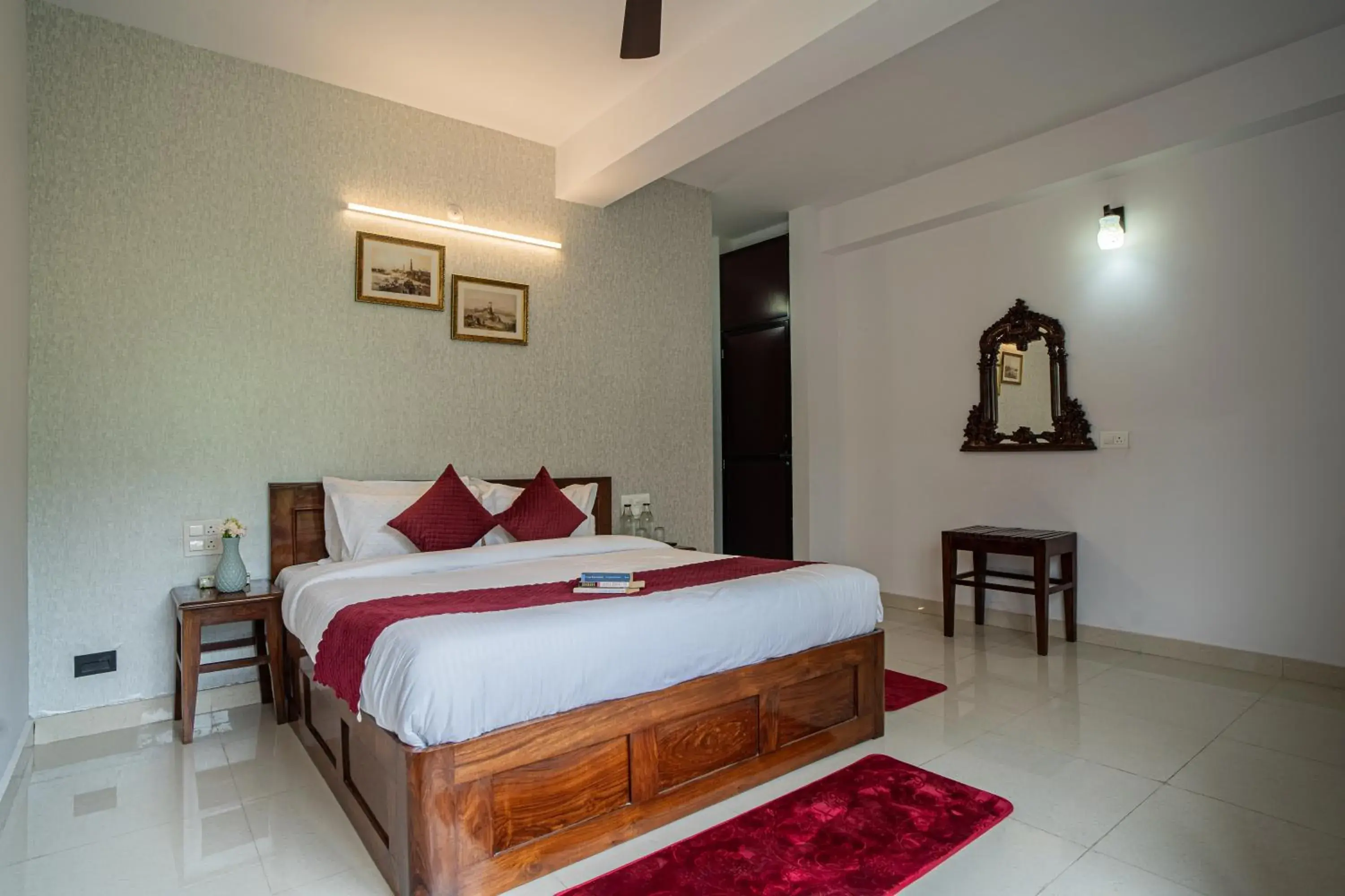 Deluxe Room in Captain Resorts Deluxe Room in Captain Resorts