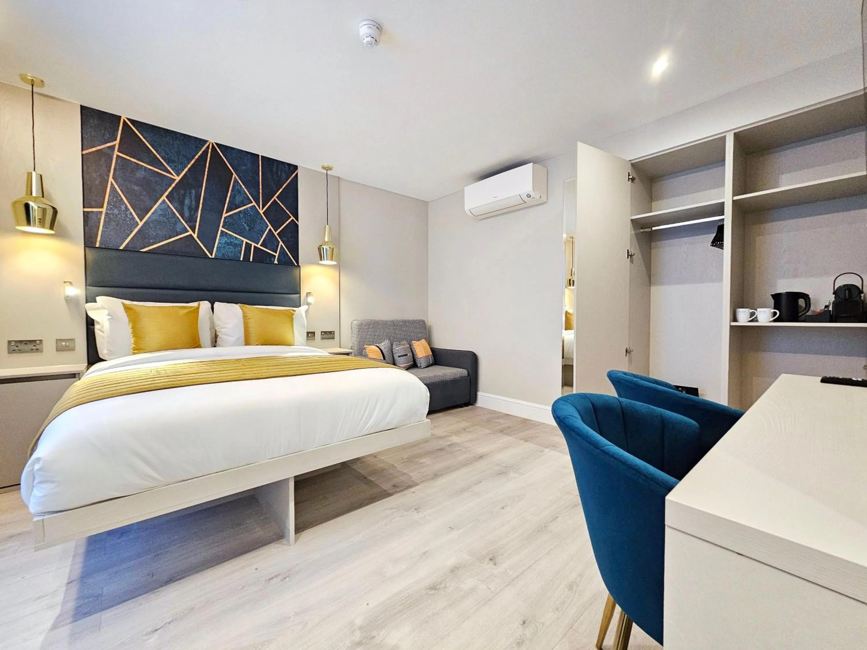 Bed in NOX Paddington