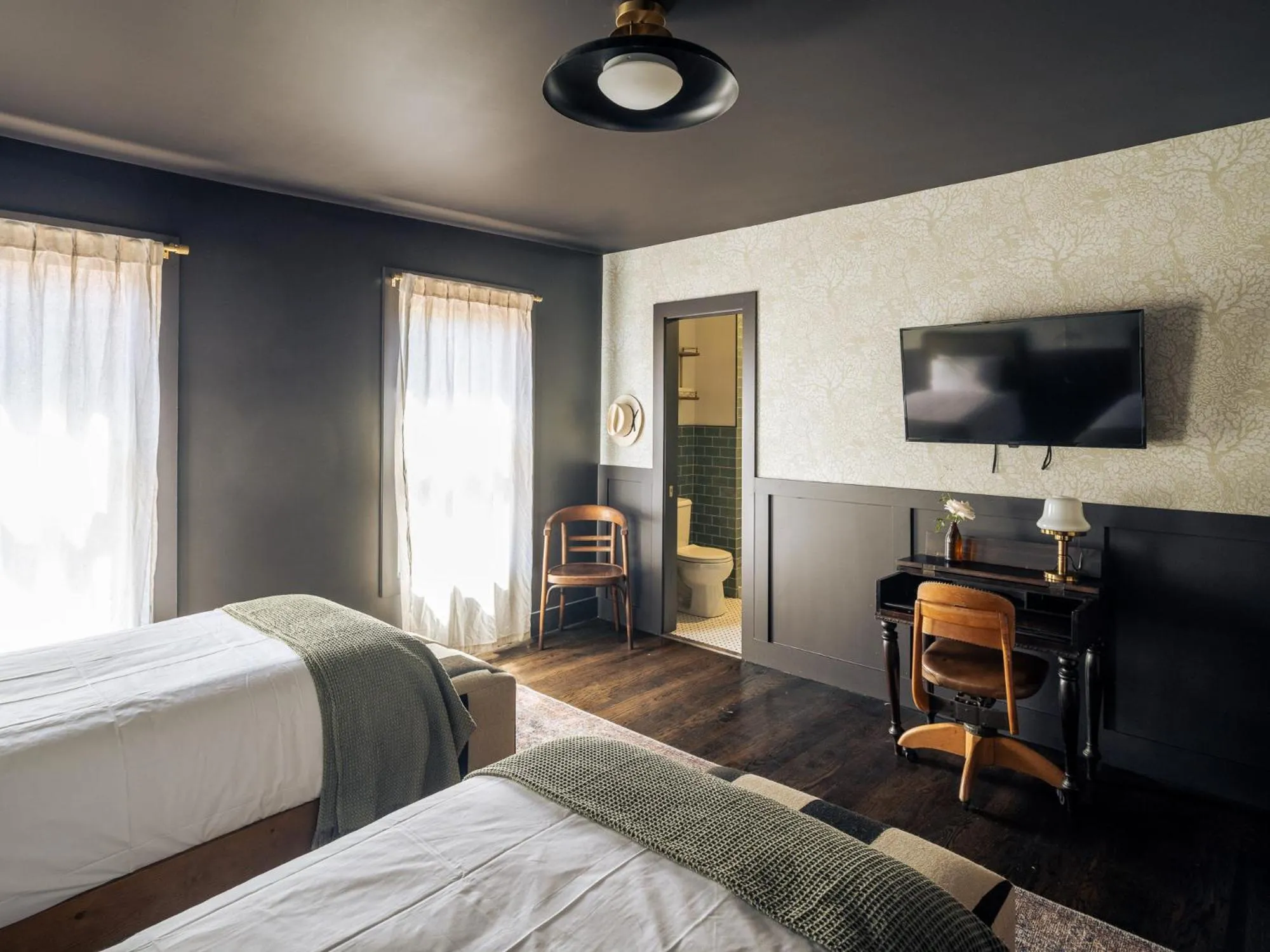 Bed in The Madison Hotel