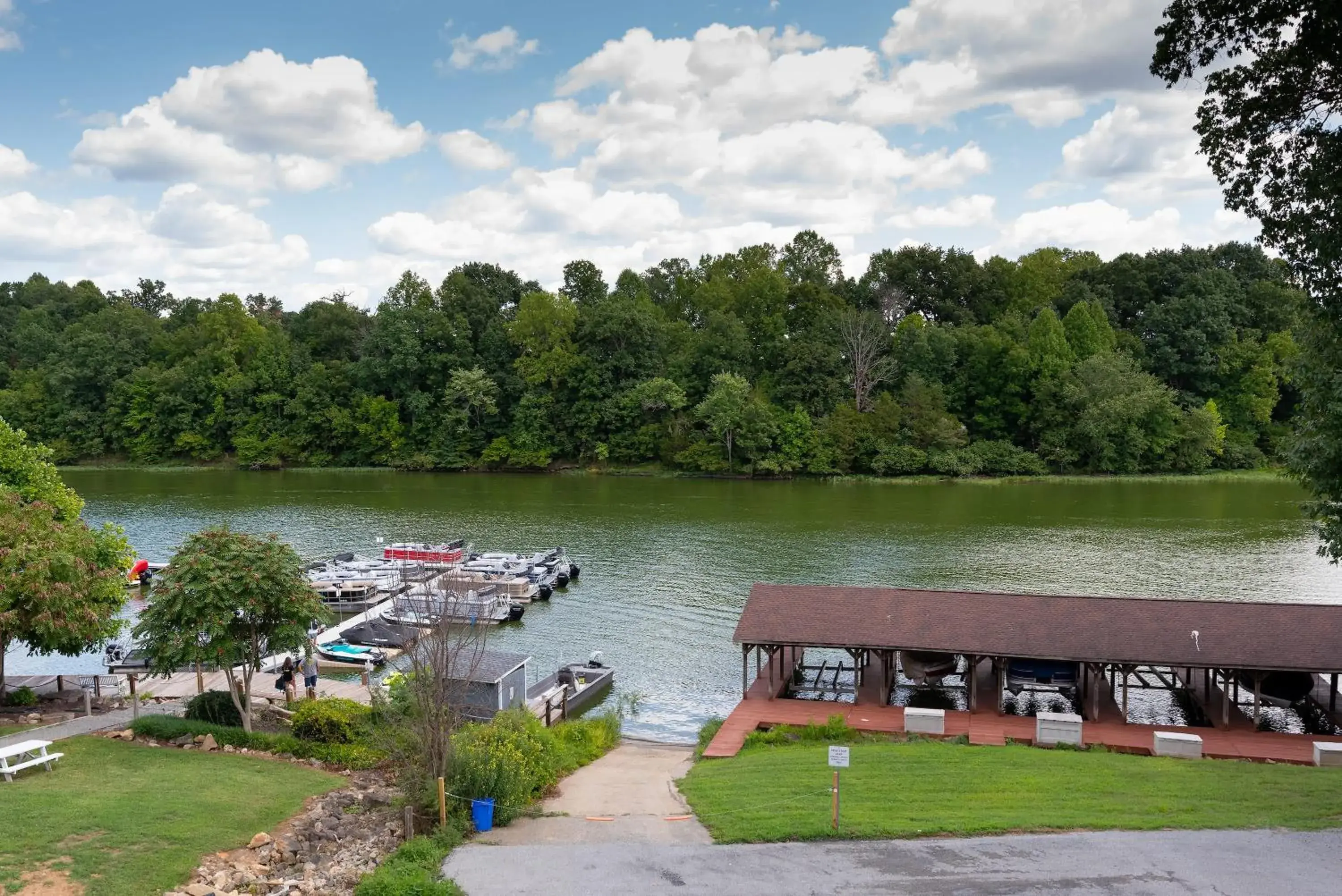 Double Room with Lake View (Self Check-in with Virtual Front Desk) in Boardwalk Hotel On Lake Anna By Kasa Double Room with Lake View (Self Check-in with Virtual Front Desk) in Boardwalk Hotel On Lake Anna By Kasa