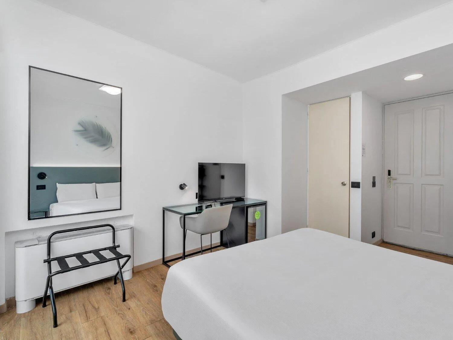 Photo of the whole room, Bed in B&B HOTEL Alba