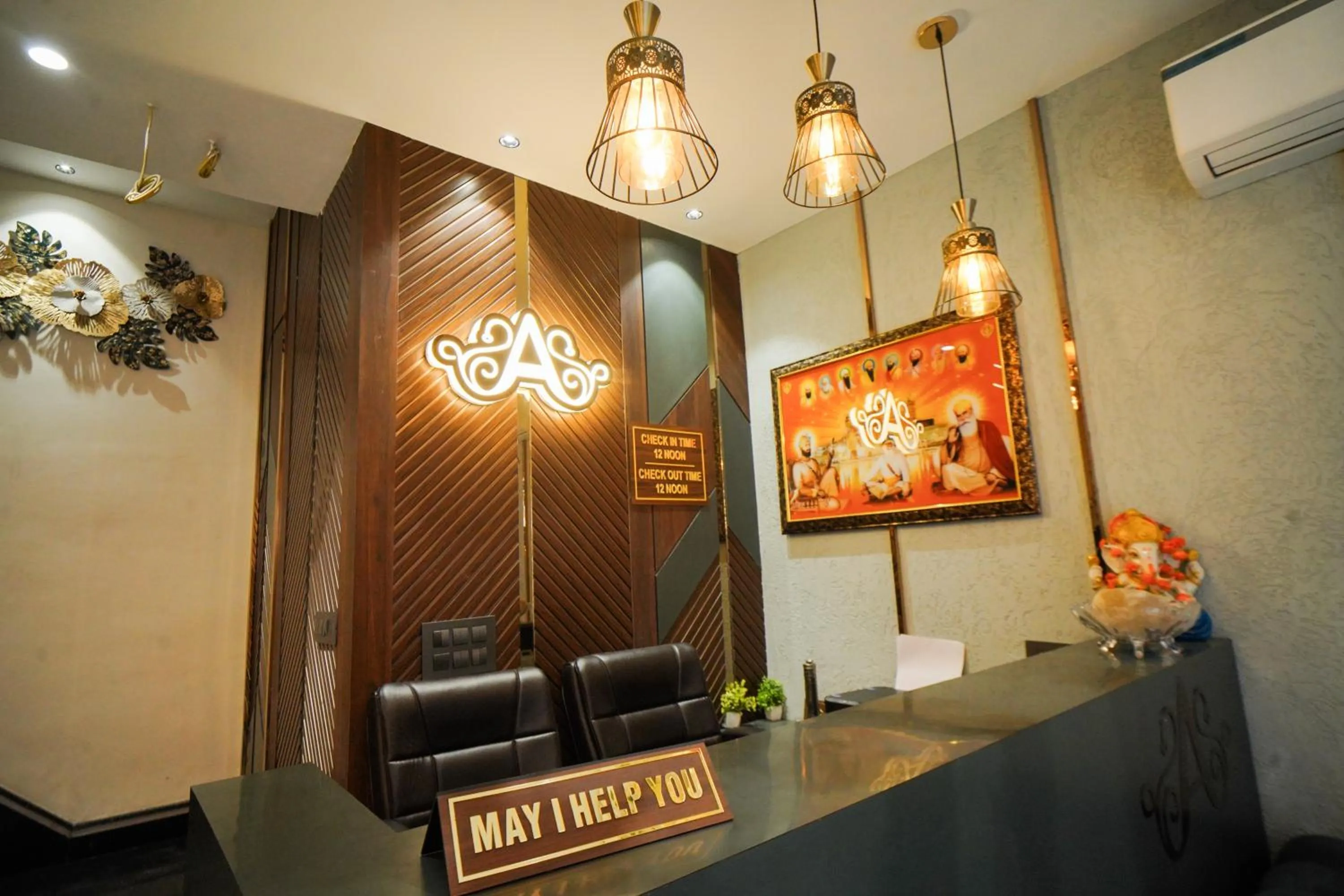 Hotel Ammison Inn & Suites