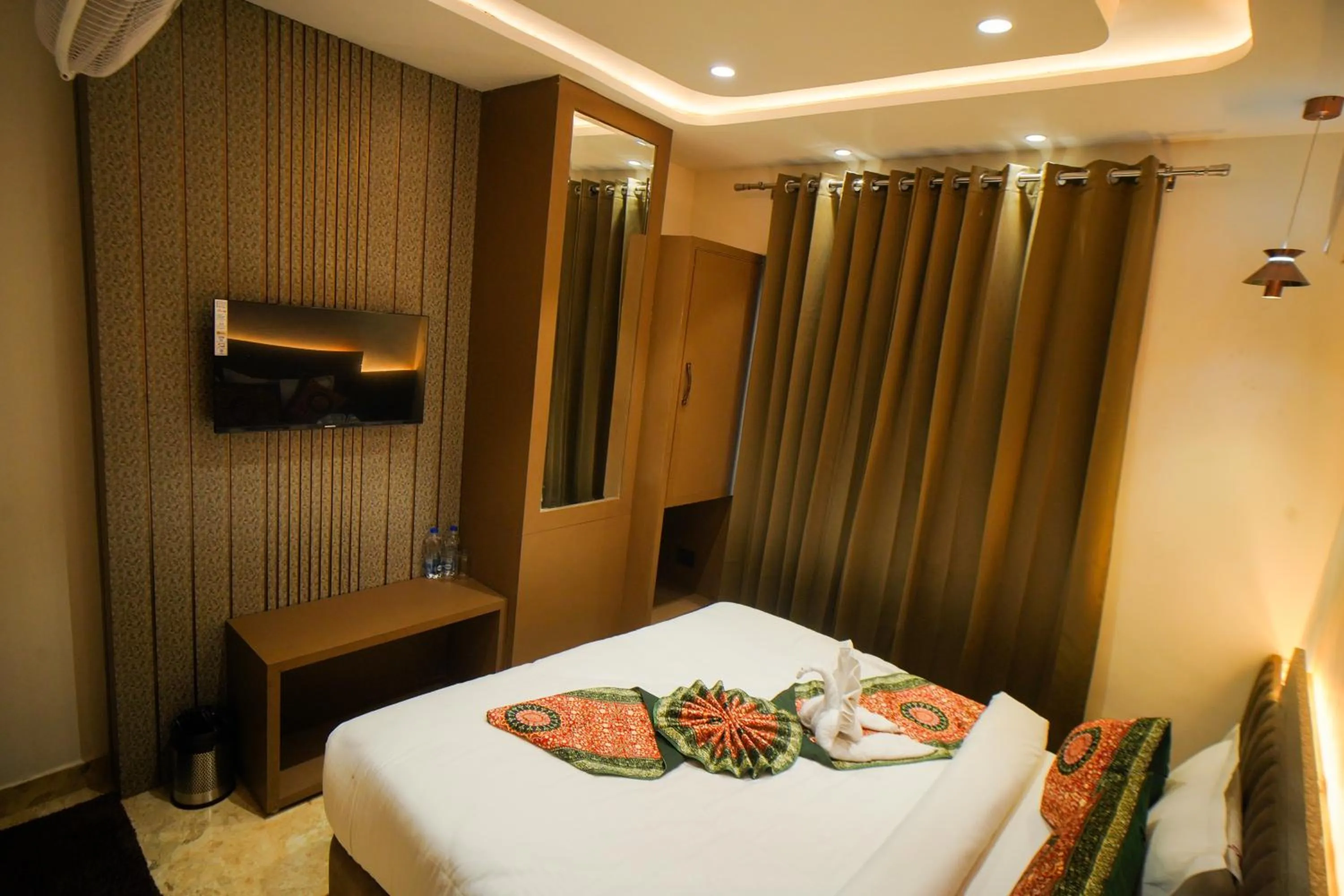 Bed in Hotel Ammison Inn & Suites