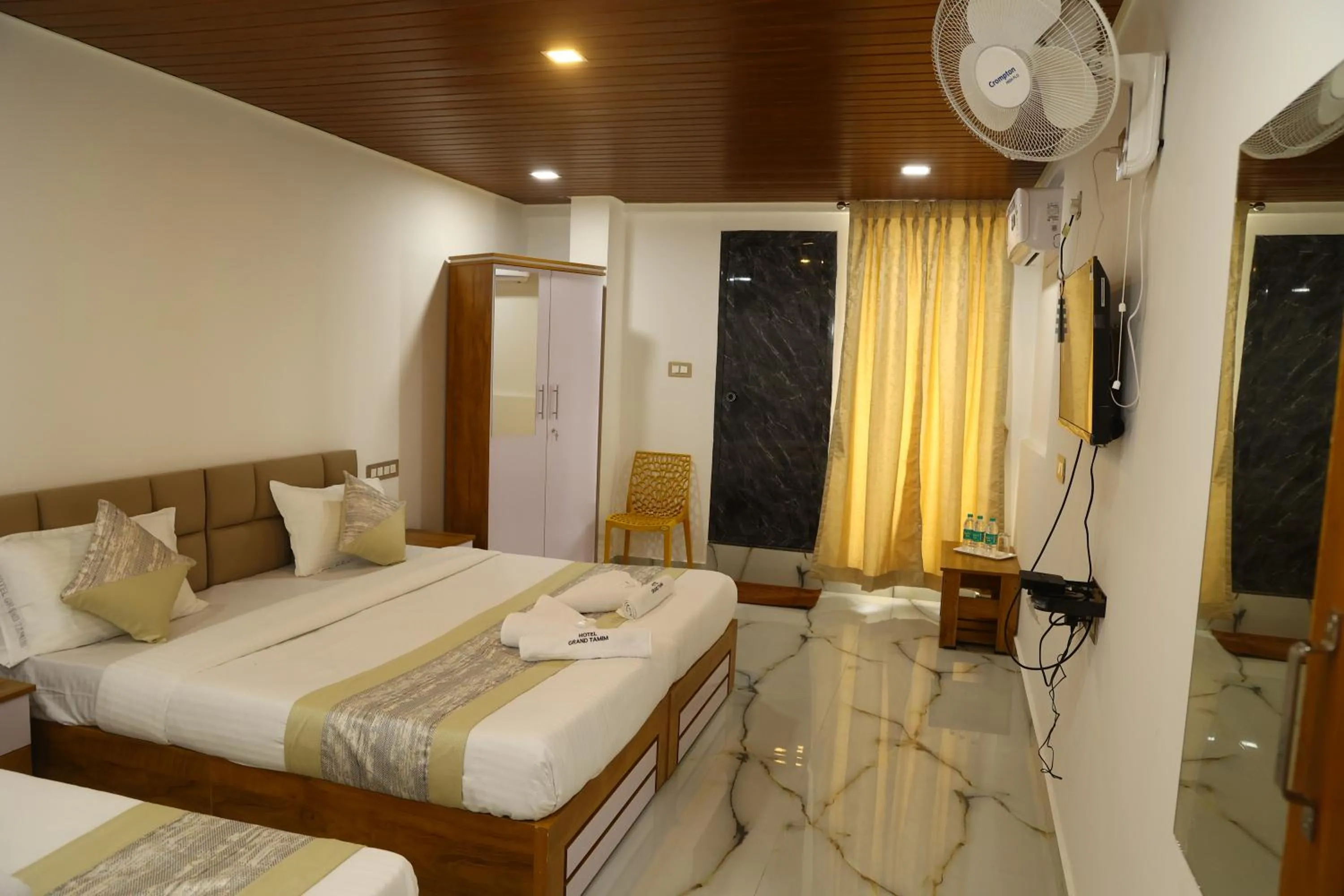 Bedroom, Bed in Grand Tamim Hotel